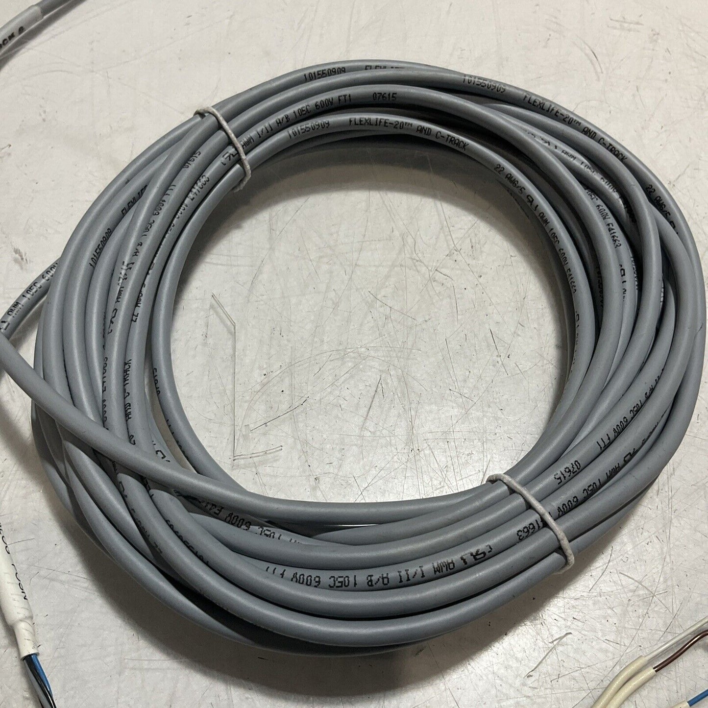 TURCK 101550909 W083 FLEXLIFE CABLE TRACK CABLE ASSEMBLY LOT OF 3 U3S