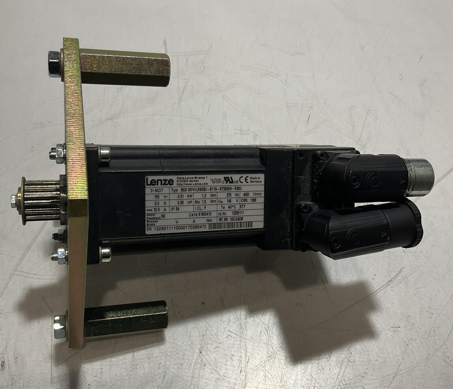 LENZE MCS06F41LRS0B0-B11N-ST5S00N-R28U SERVO MOTOR U3S