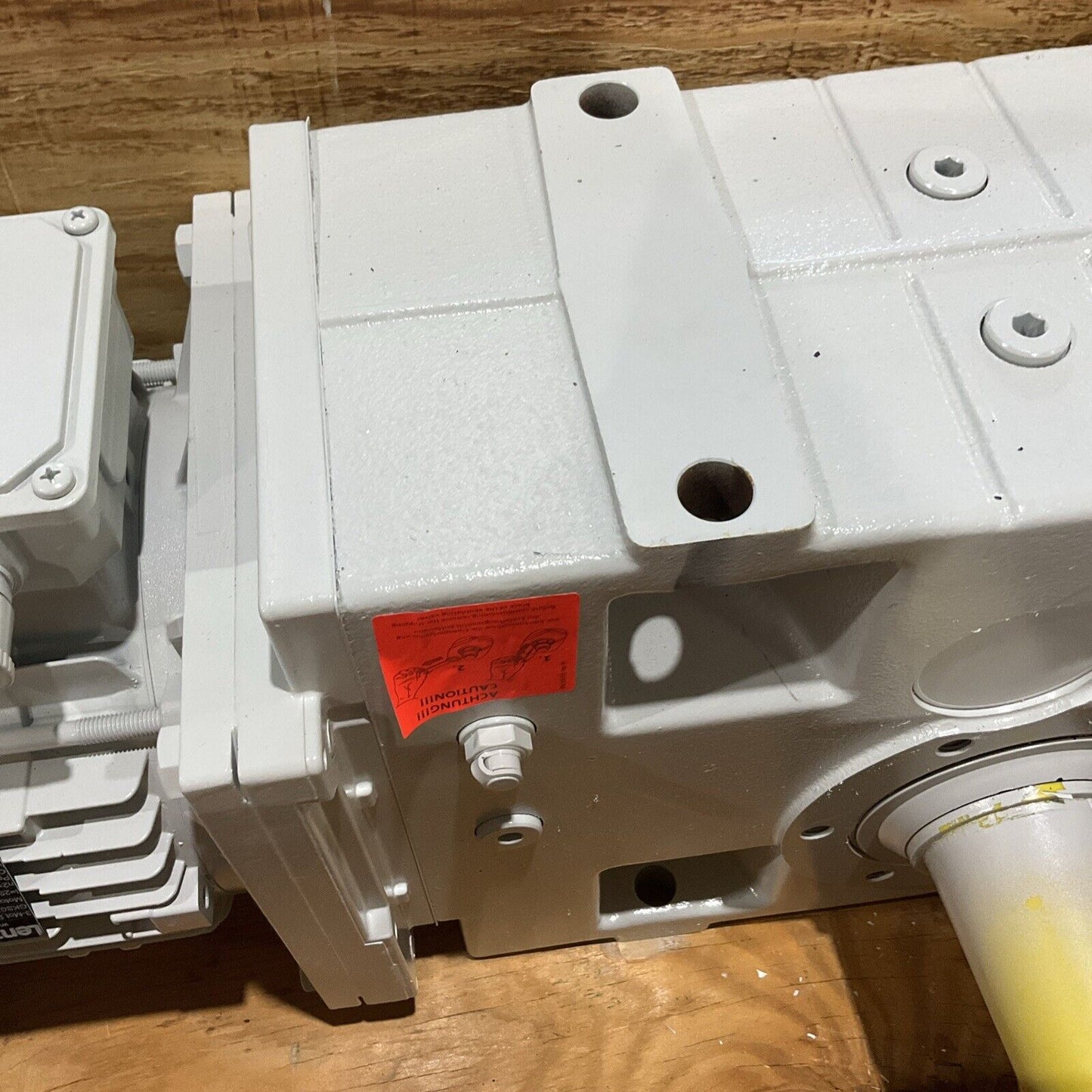 LENZE GKS07-3MVBR112C22 GEARMOTOR U3S