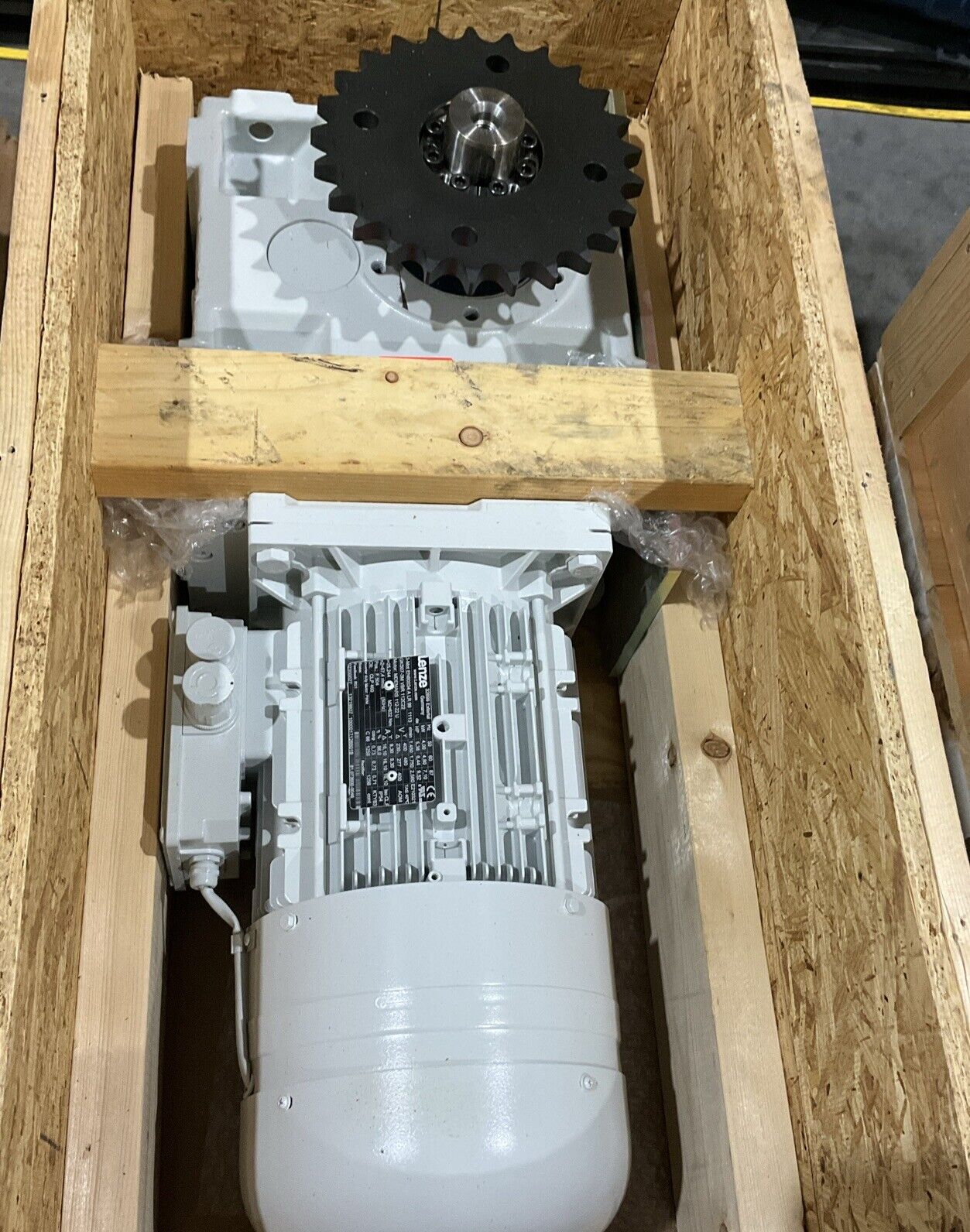 LENZE GKS07-3MVBR112C22 GEARMOTOR U3S
