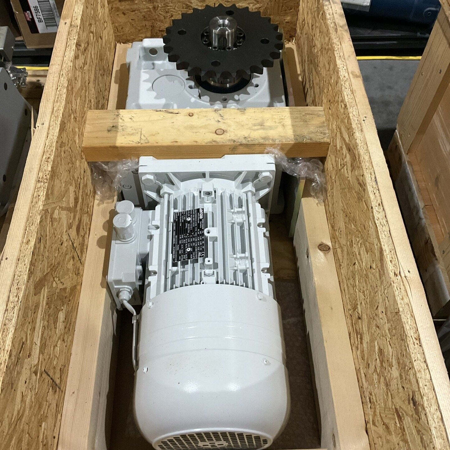 LENZE GKS07-3MVBR112C22 GEARMOTOR U3S