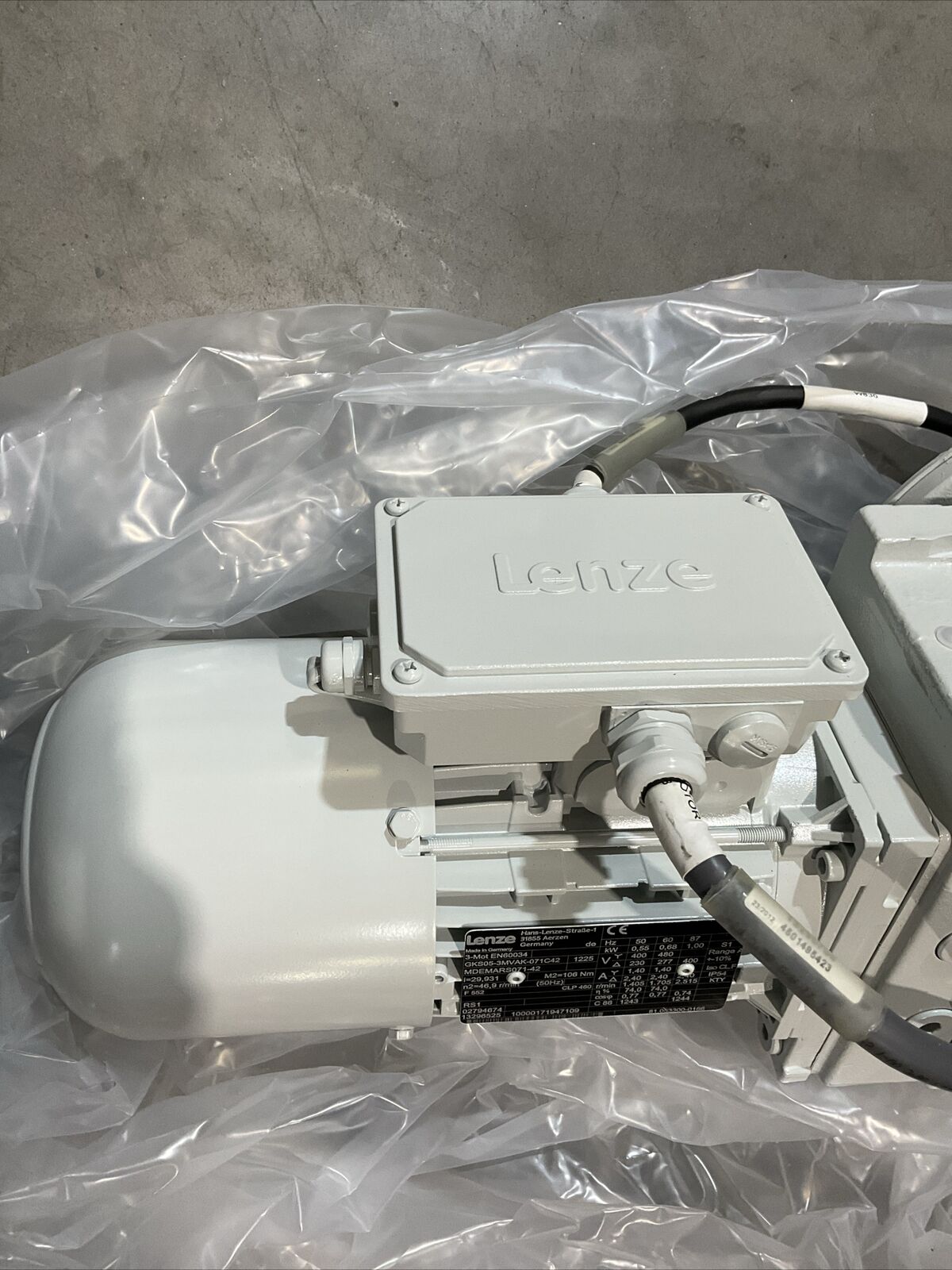 LENZE GKS05-3MVACK-071C42 GEARMOTOR U3S
