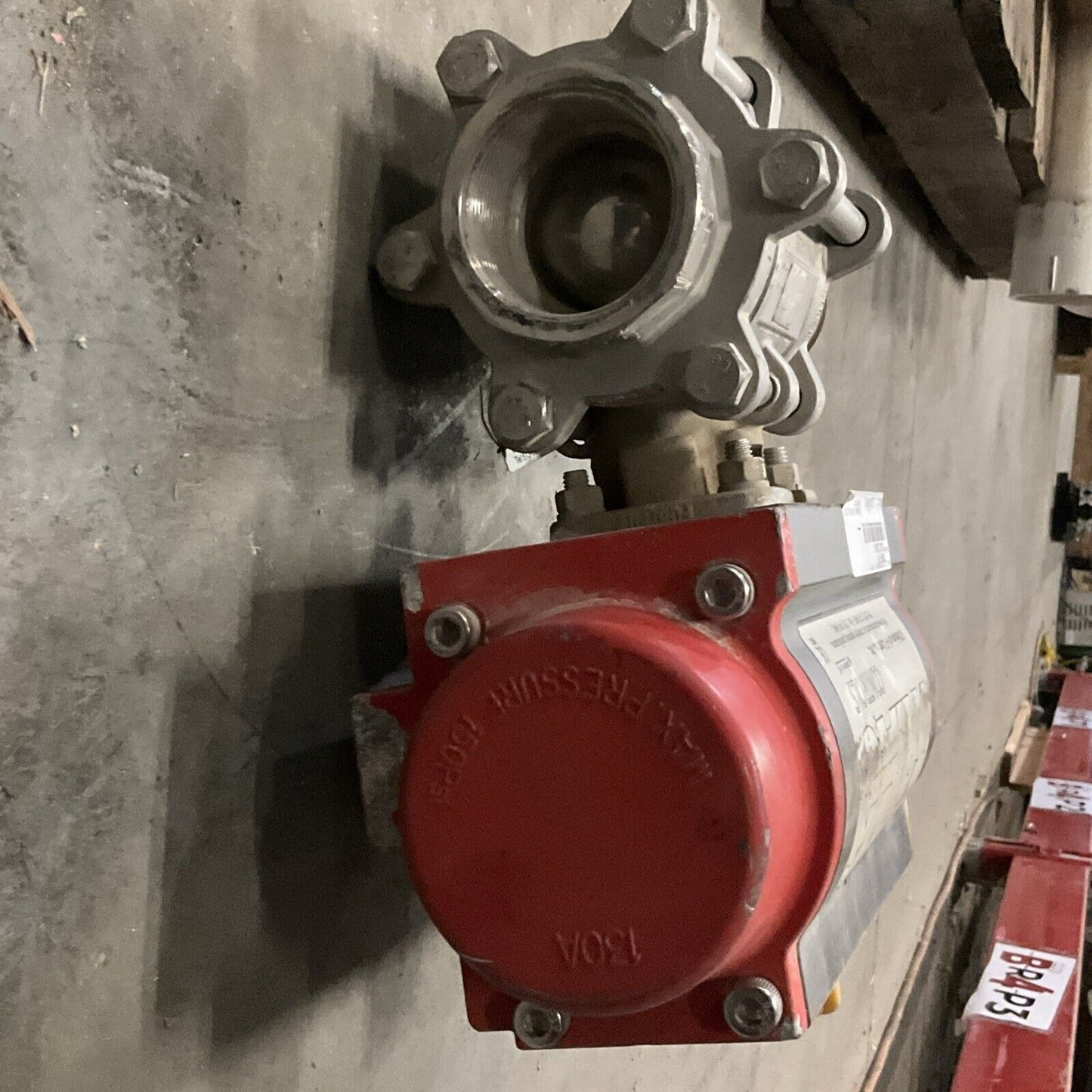 TRIAC SPRING RETURN ACTUATORS W/ 2" VALVE MODEL 88TX2002R4SXX 476