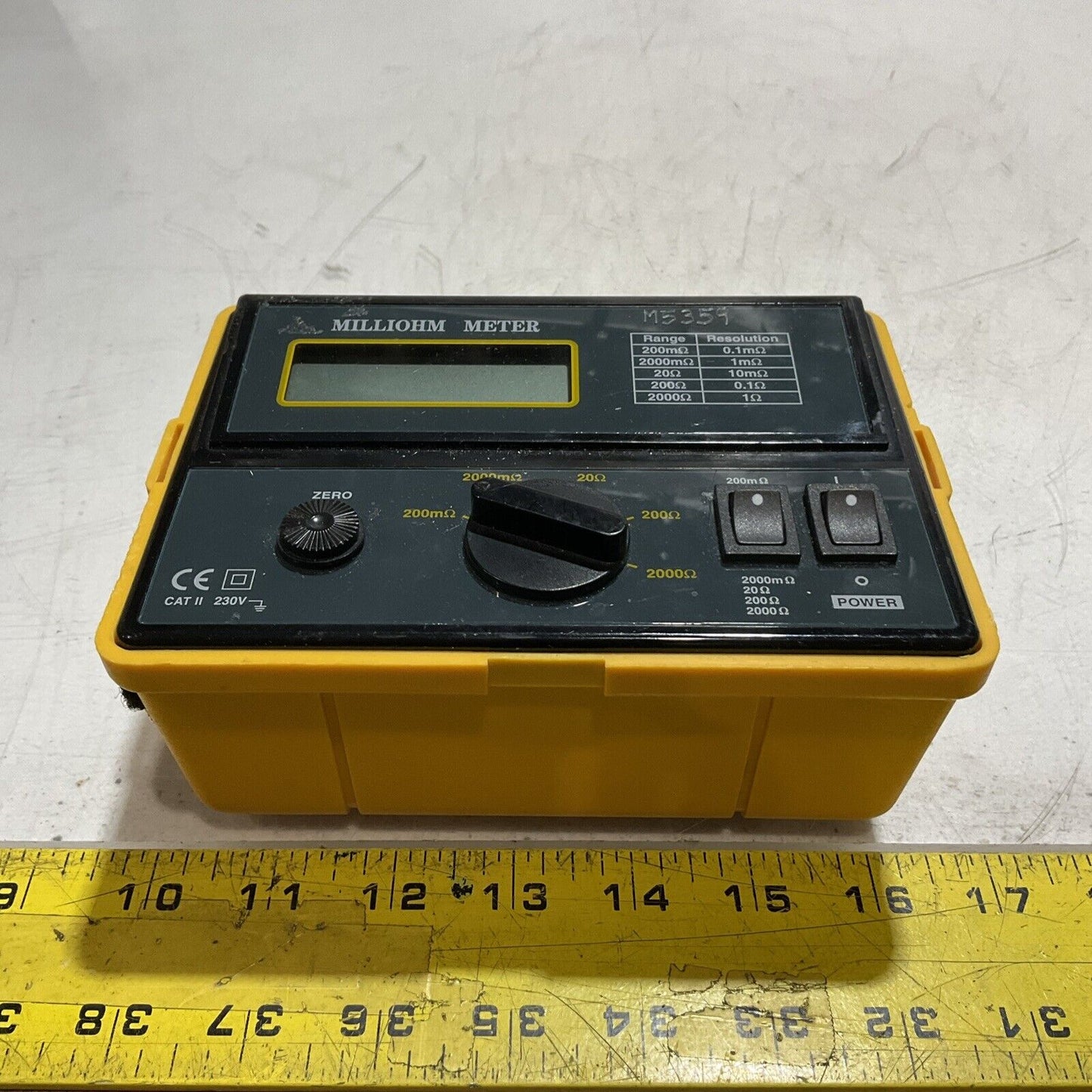 MILLIOHM METER 380460 EXTECH PRECISION U3S