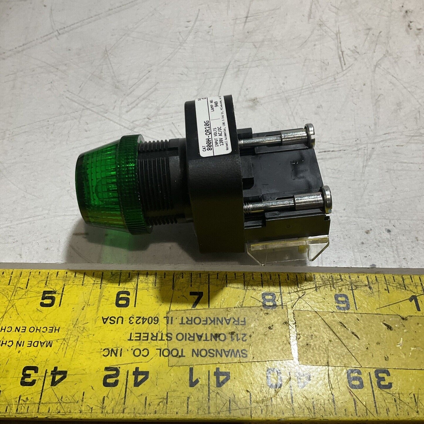 A-B ALLEN-BRADLEY 800H-QR10G GREEN ILLUMINATED PUSHBUTTON RM6