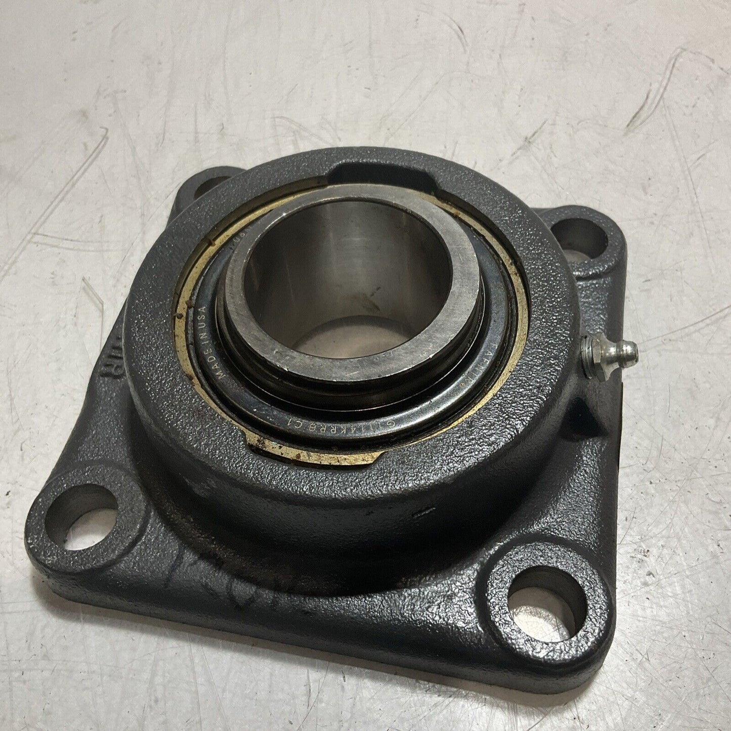 FAFNIR T40235 FLAGE-MOUT BALL BEARINGS RM6