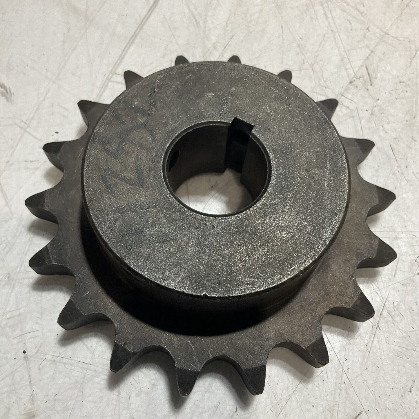 MARTIN 60BS181 1/8 FINISHED BORE SPROCKET RM6