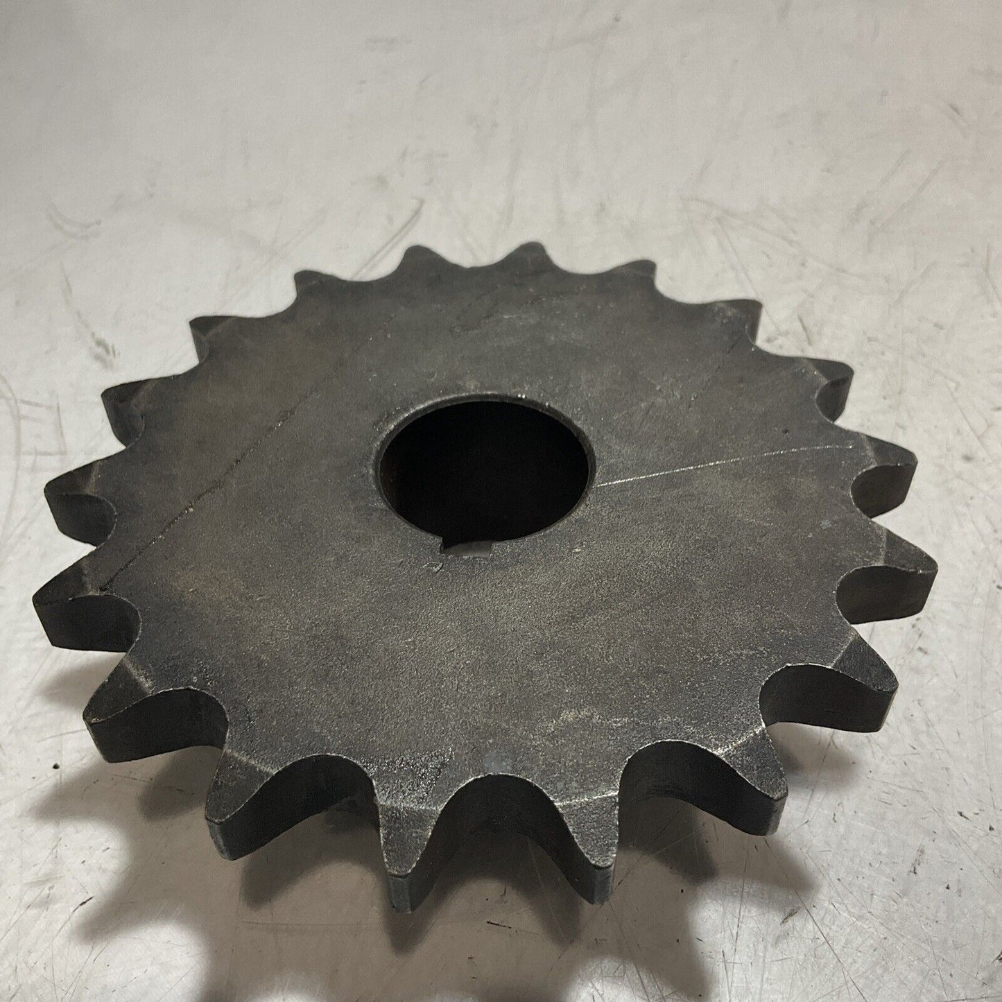 MARTIN 60BS181 1/8 FINISHED BORE SPROCKET RM6