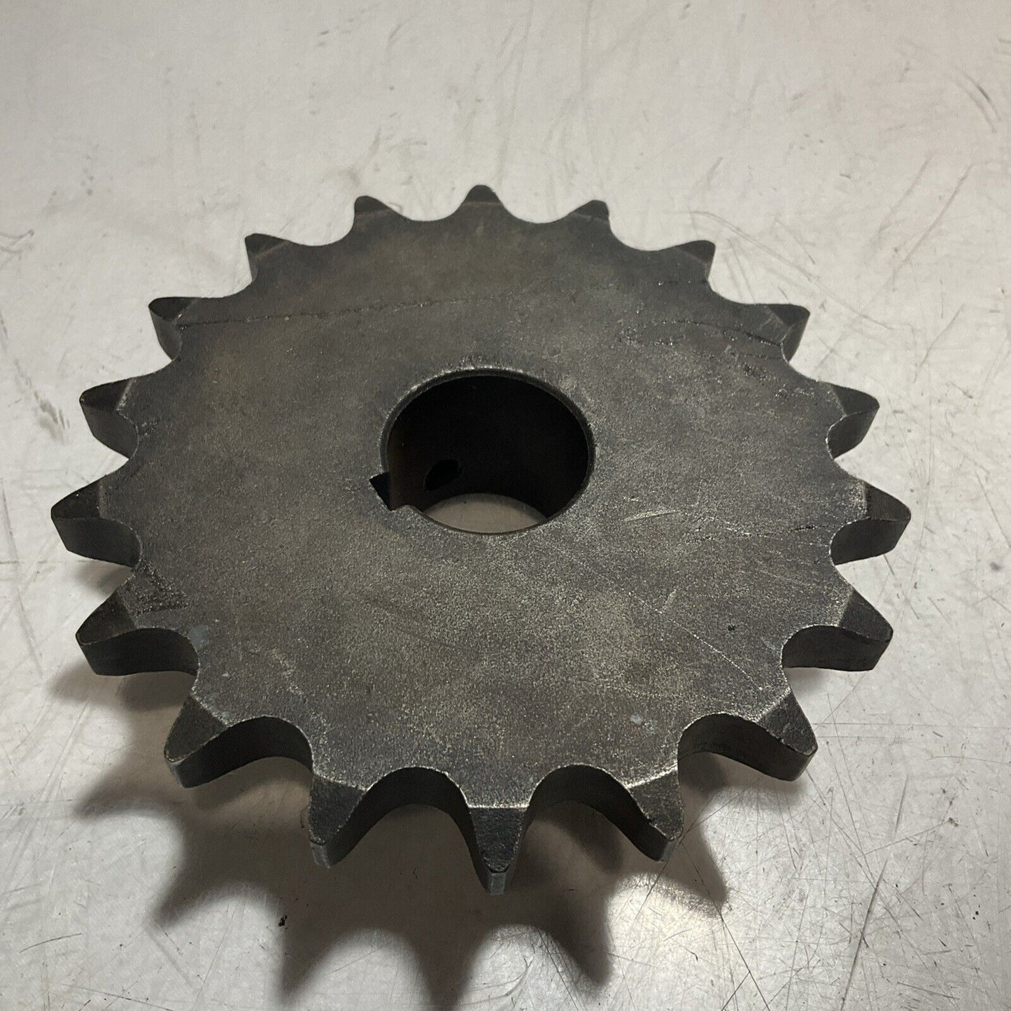MARTIN 60BS181 1/8 FINISHED BORE SPROCKET RM6