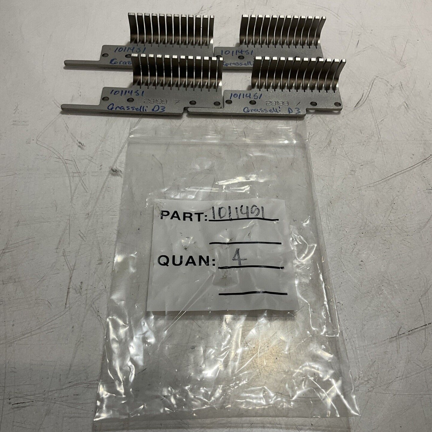 GRASSELI 29199-7 BLADE HANGER INTERIOR LOT 4 RM6