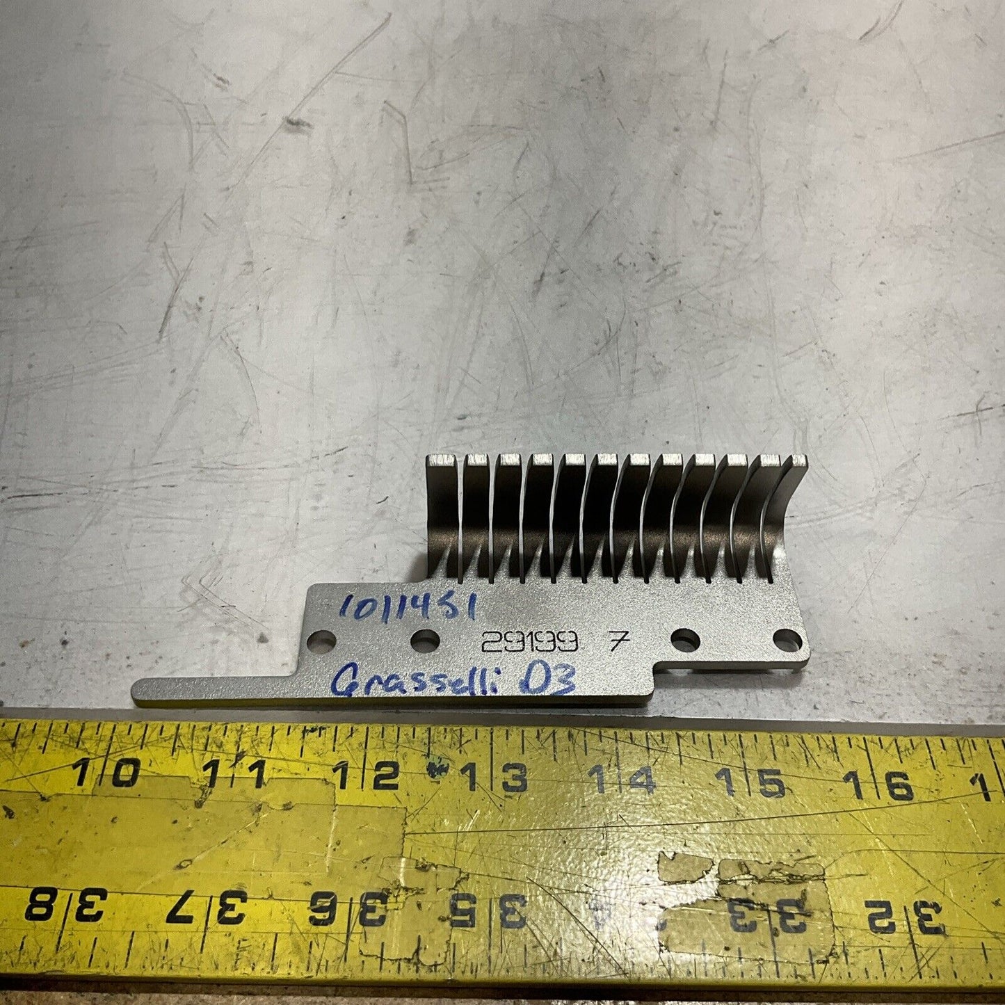 GRASSELI 29199-7 BLADE HANGER INTERIOR LOT 4 RM6