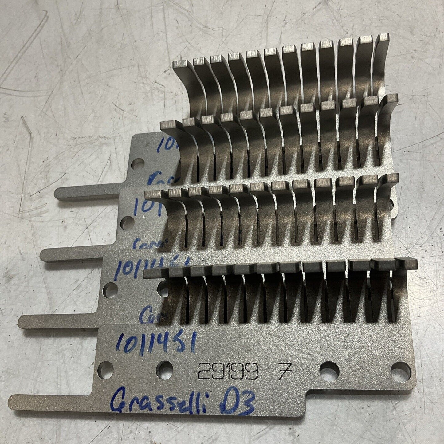 GRASSELI 29199-7 BLADE HANGER INTERIOR LOT 4 RM6
