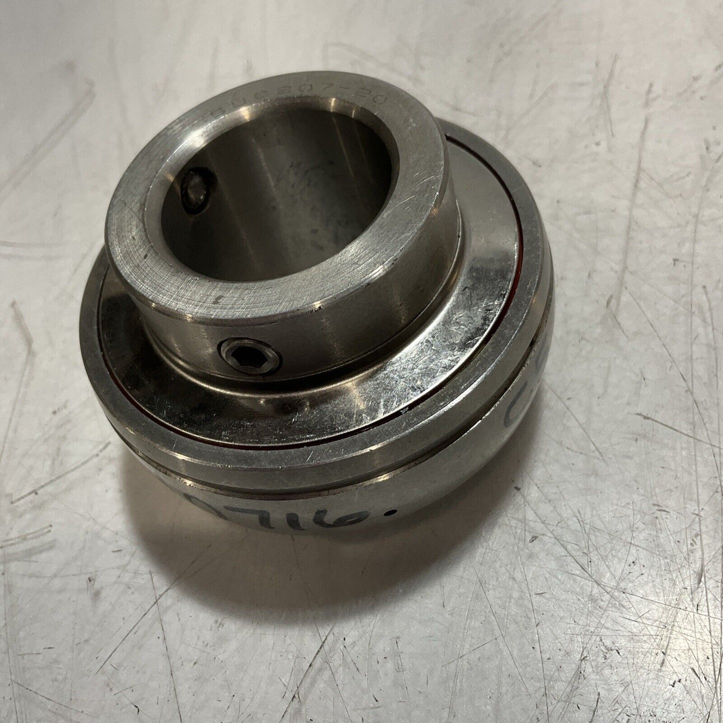 IPTCI SUC207-20 STAINLESS STEEL INSERT BALL BEARINGS RM6