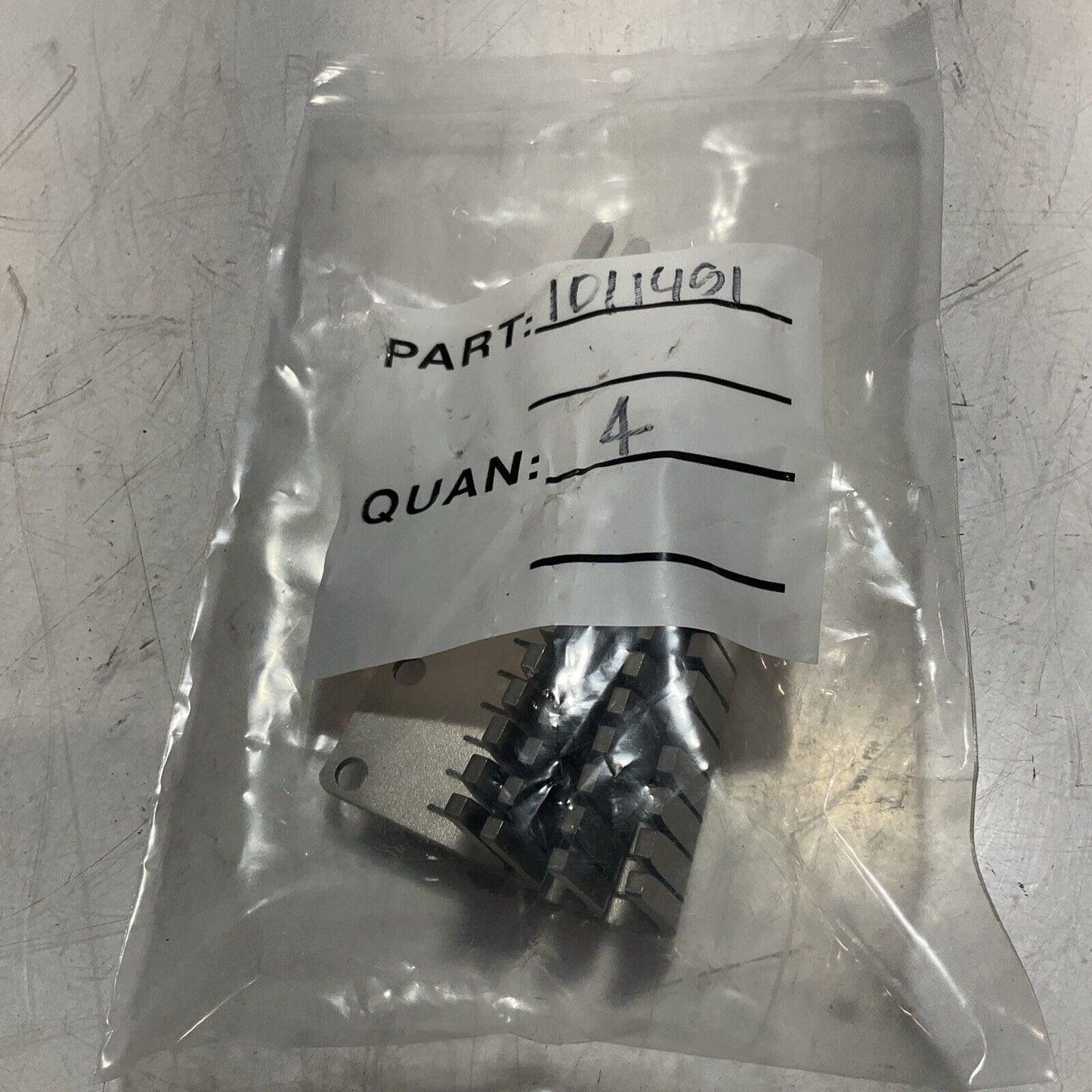 GRASSELI 29199-7 BLADE HANGER INTERIOR LOT 4 RM6