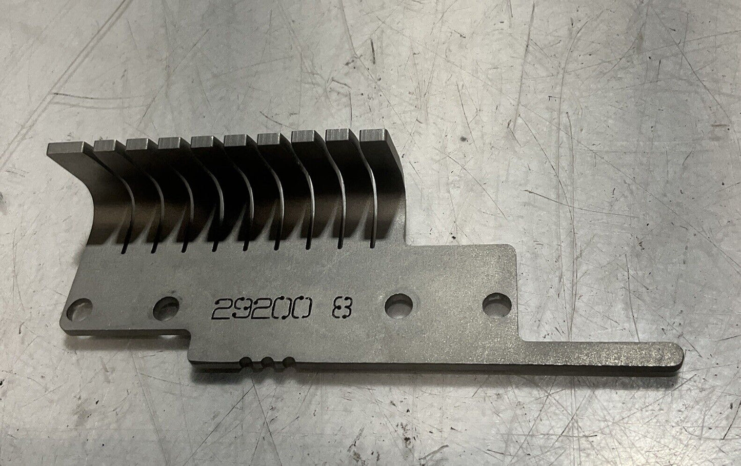 GRASSELLI 29200-8 LEFT BLADE GUIDE HANGER LOT OF 4 RM6