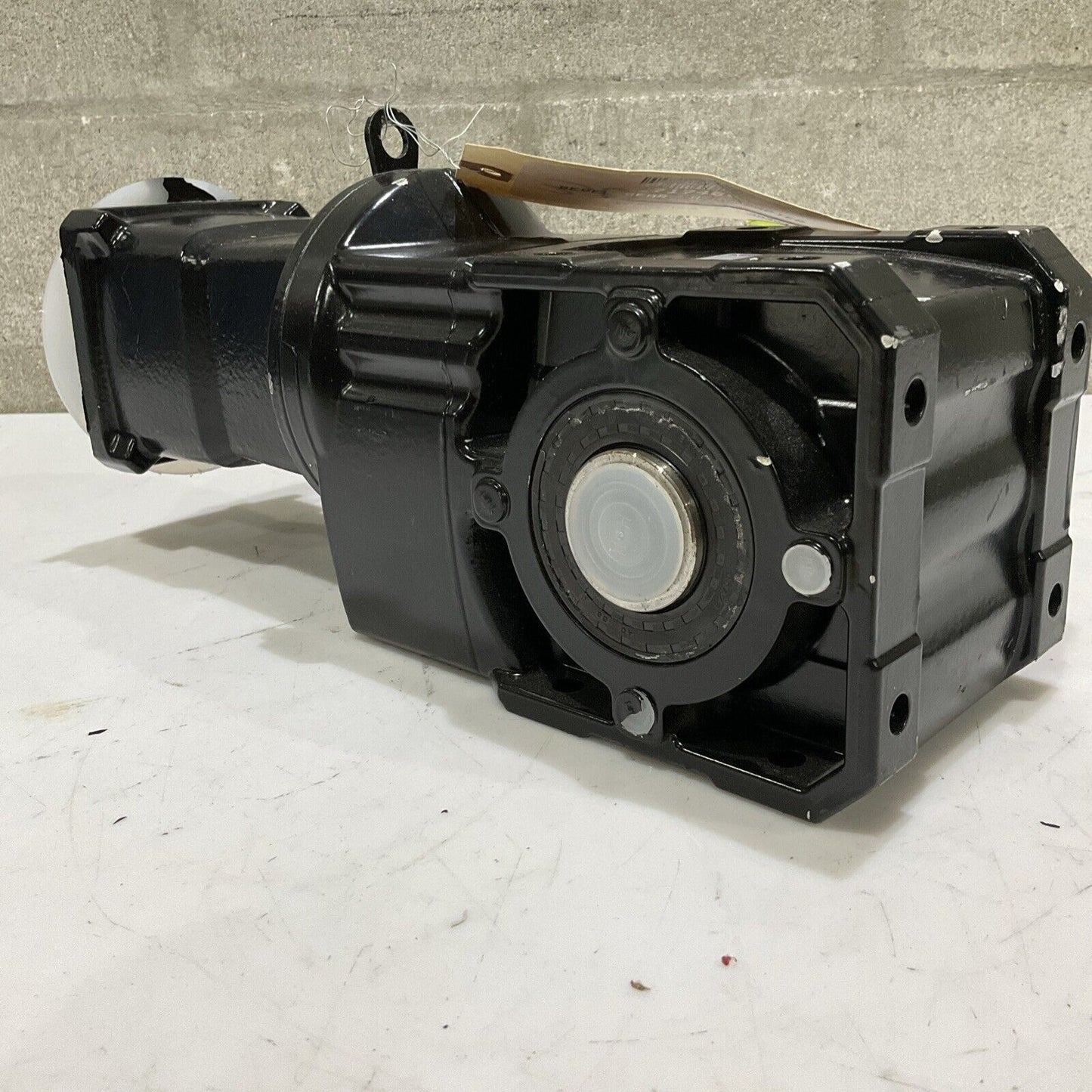 SEW-EURODRIVE KH29B AQH100/3 BEVEL GEARBOX MOTOR W/ ADAPTER C2H