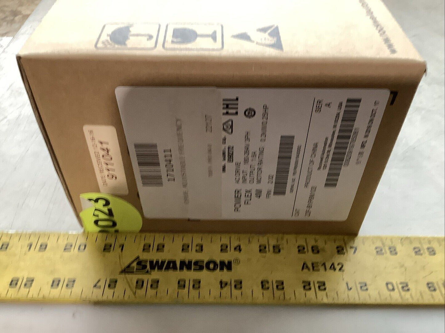 ALLEN BRADLEY 22F-B1P6N103 POWERFLEX 4M AC DRIVE 0.25HP 3PH 180-264VAC 1.9A C2H