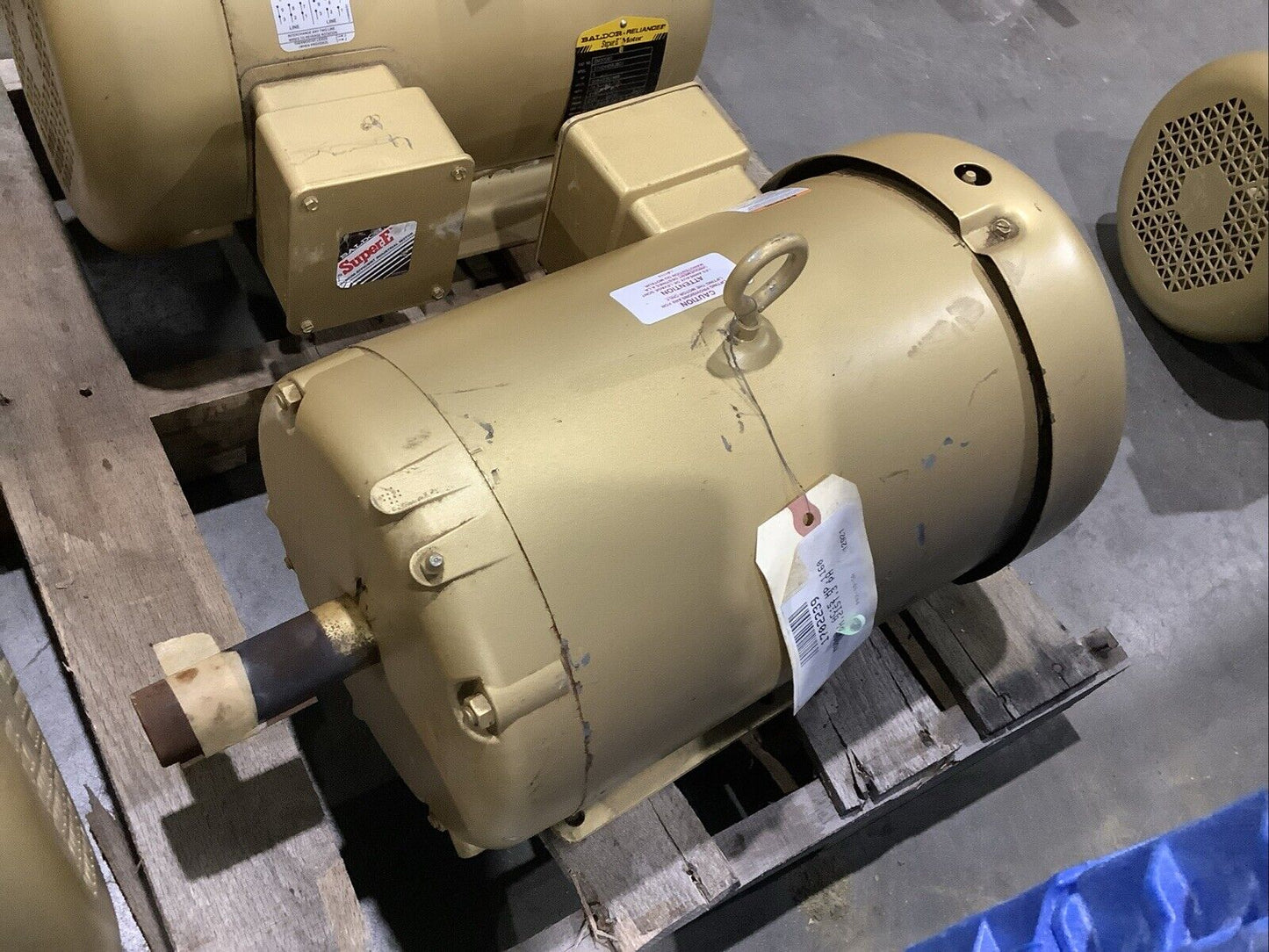 BALDOR EM3708T SUPER-E MOTOR 3PH 5HP 208-230/460V 60HZ 1160RPM 215T TEFC C2H