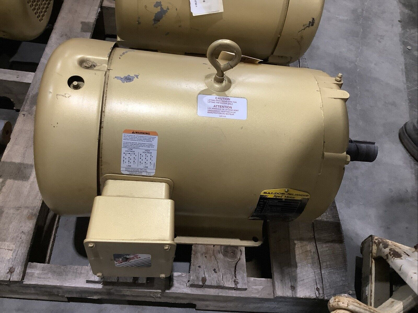 BALDOR EM3708T SUPER-E MOTOR 3PH 5HP 208-230/460V 60HZ 1160RPM 215T TEFC C2H