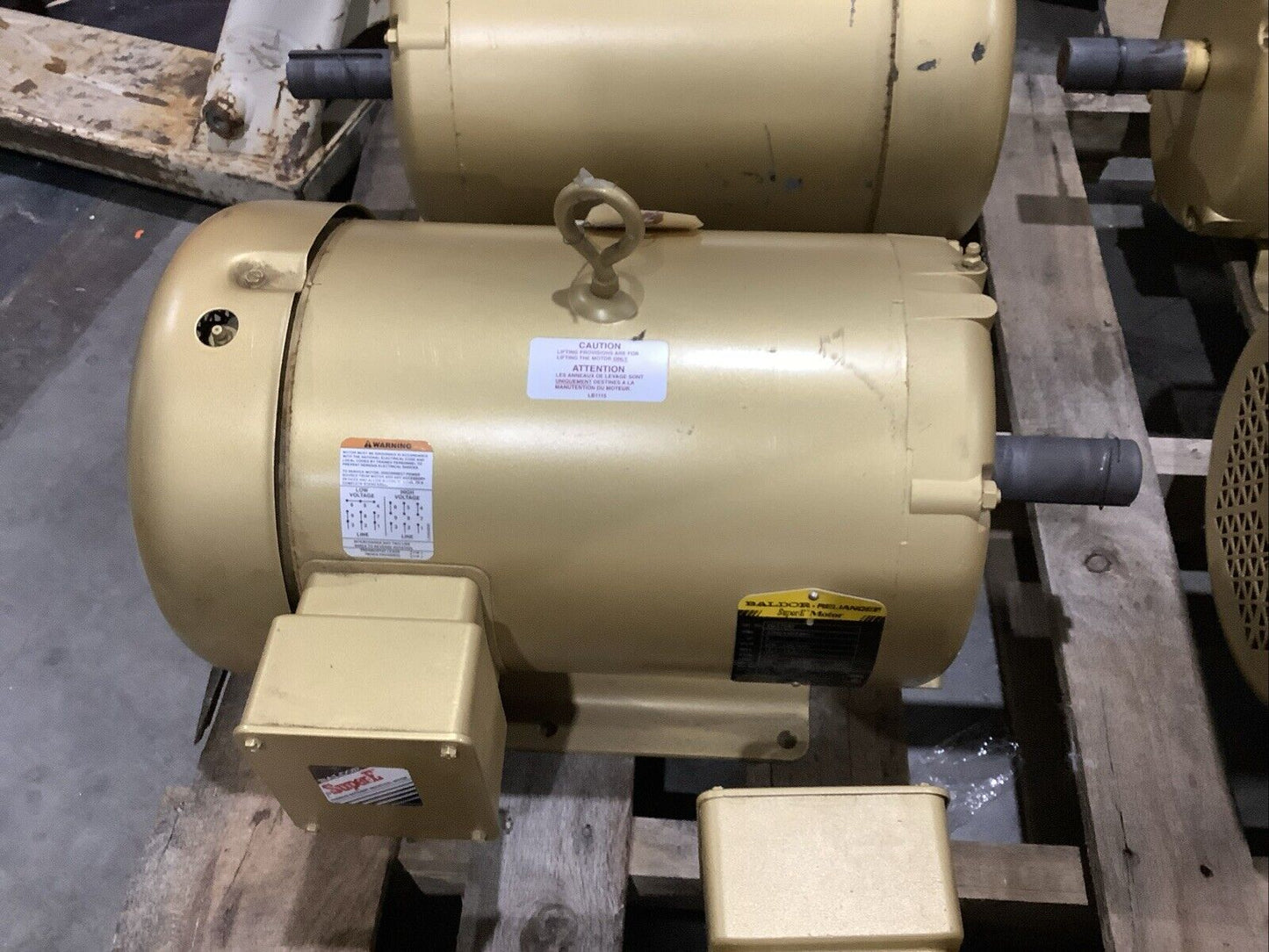 BALDOR EM3708T SUPER-E MOTOR 3PH 5HP 208-230/460V 60HZ 1160RPM 215T TEFC C2H