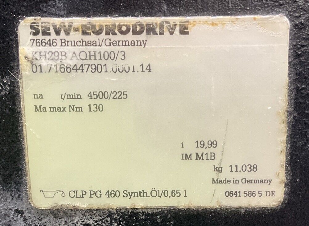 SEW-EURODRIVE KH29B AQH100/3 4500/225 R/MIN GEARMOTOR C2H