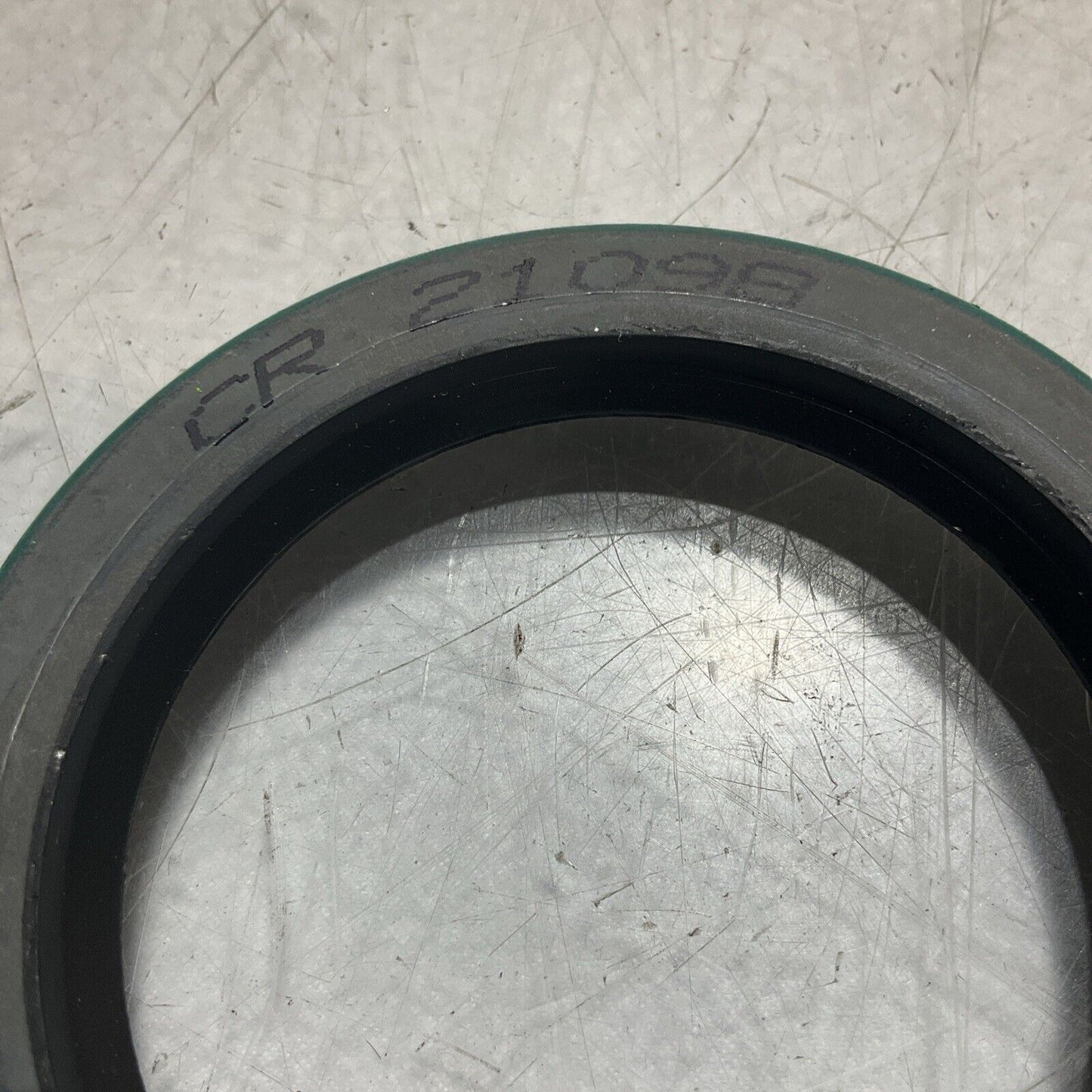 SKF 21098 OIL SEAL GEAR LOT OF 10 U3S