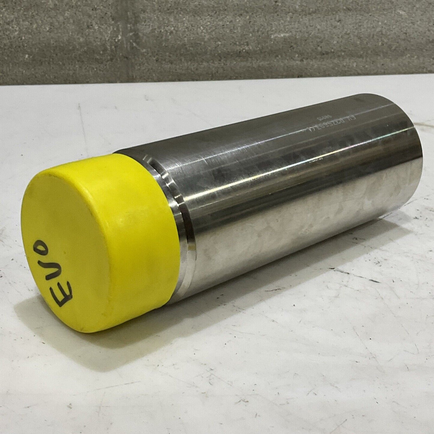 EV P275693/4 98915 FILLER PISTON BODY CYLINDER C2H