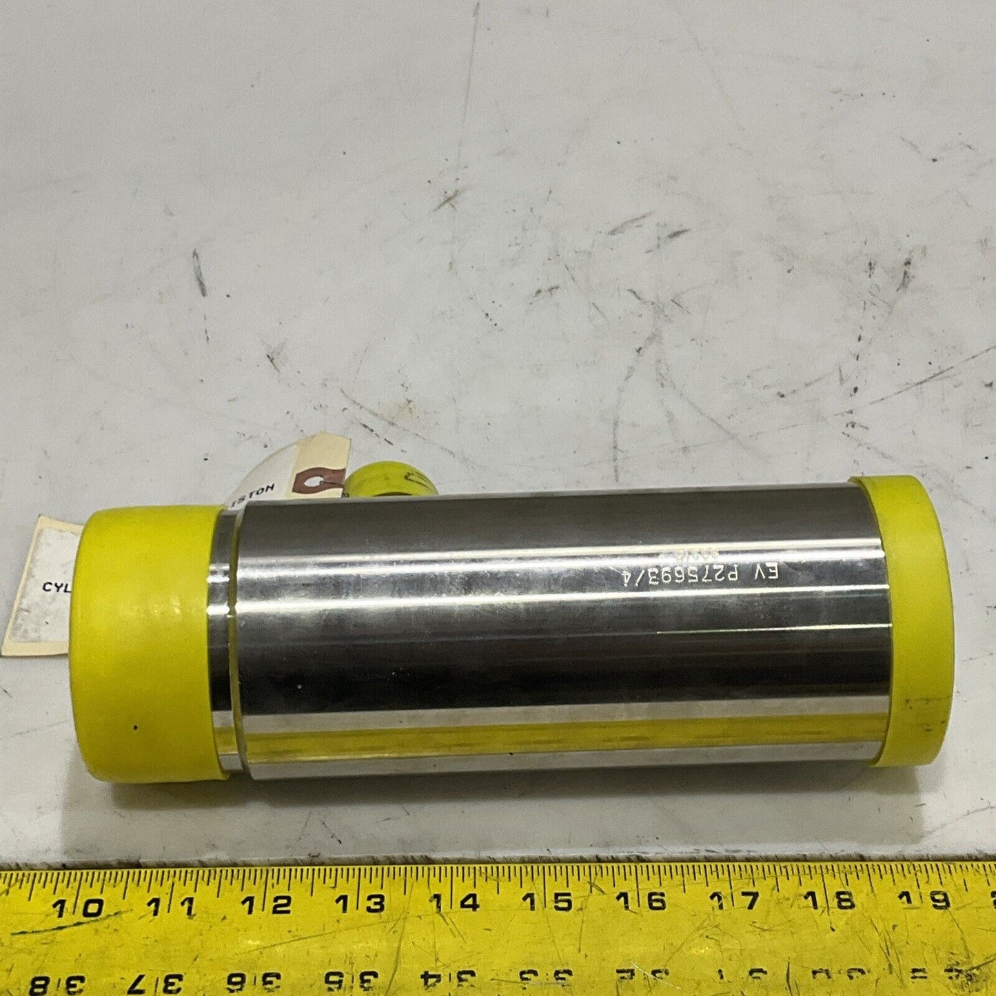 EV P275693/4 98915 FILLER PISTON BODY CYLINDER C2H