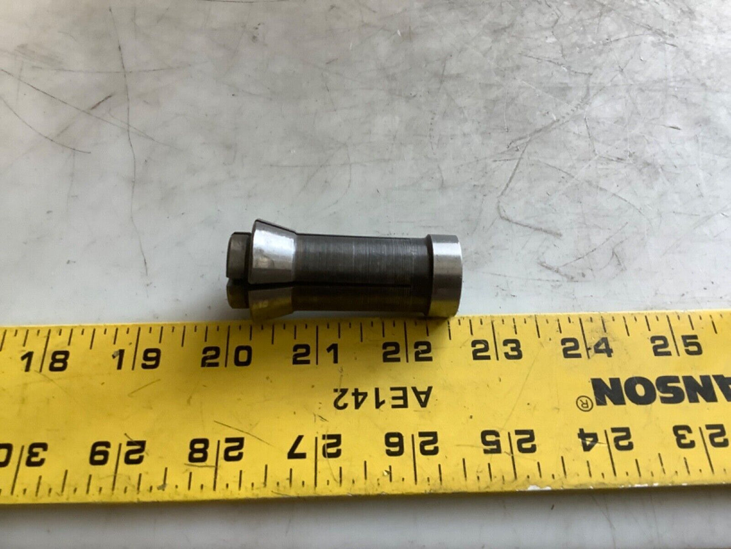 BROWN & SHARPE #10 COLLET CHUCK 1-8 SQUARE 333