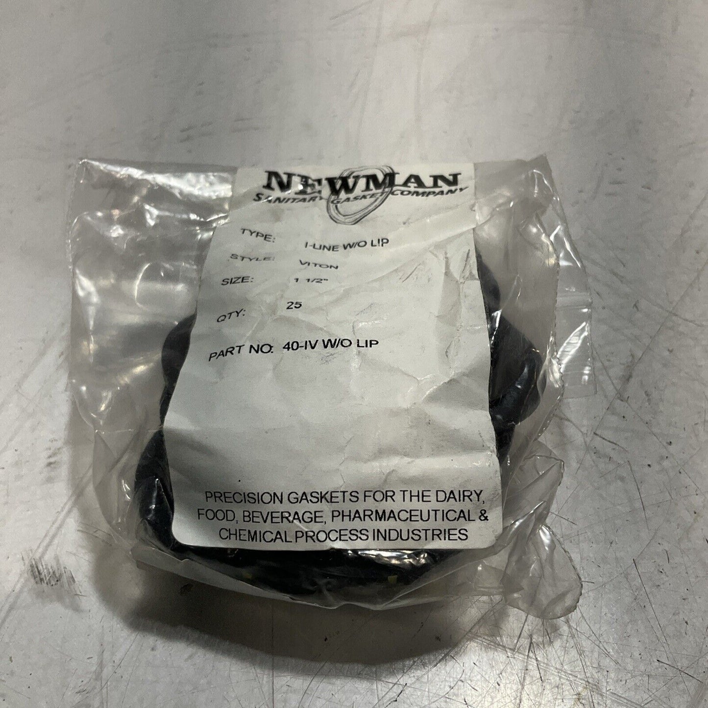 NEWMAN VITON 40-IV W/0 LIP GASKET SEAL 1-1/2IN LOT OF 125 C2H