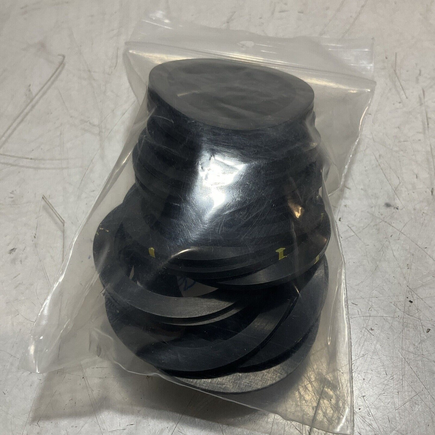 NEWMAN VITON 40-IV W/0 LIP GASKET SEAL 1-1/2IN LOT OF 125 C2H