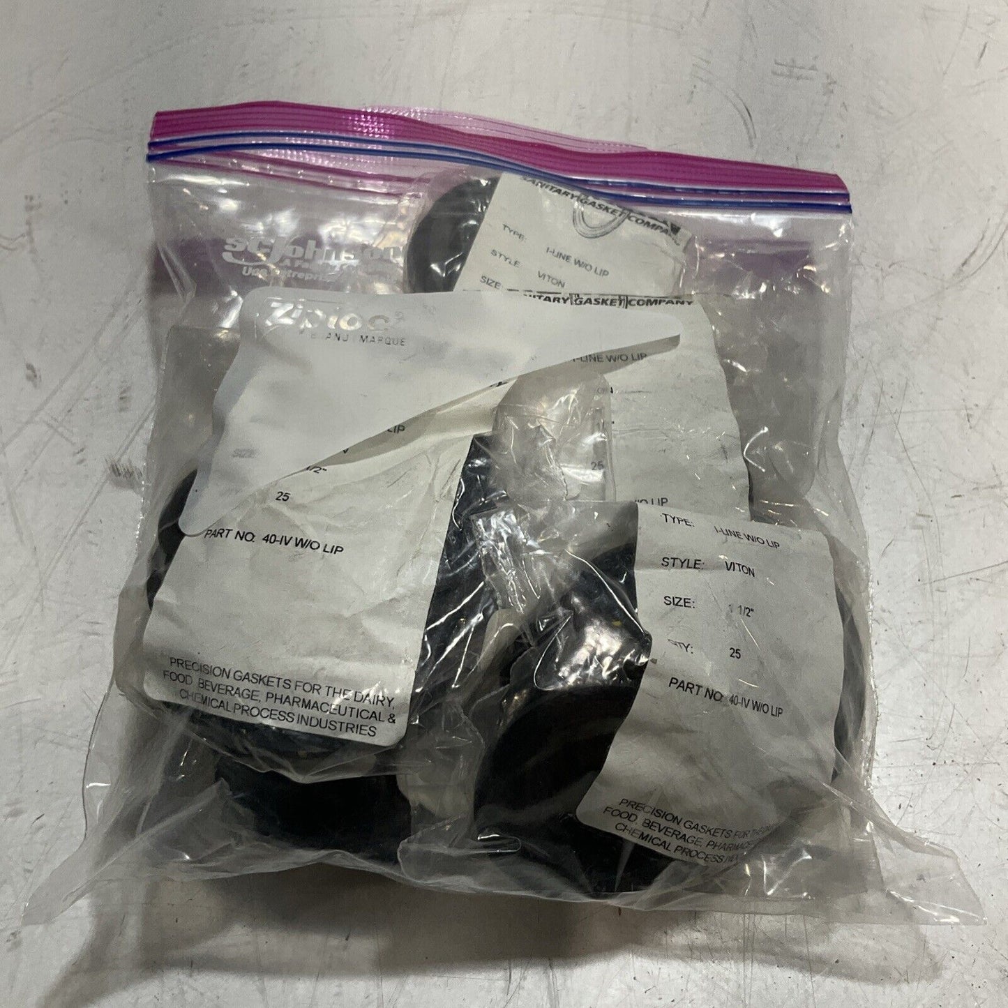 NEWMAN VITON 40-IV W/0 LIP GASKET SEAL 1-1/2IN LOT OF 125 C2H