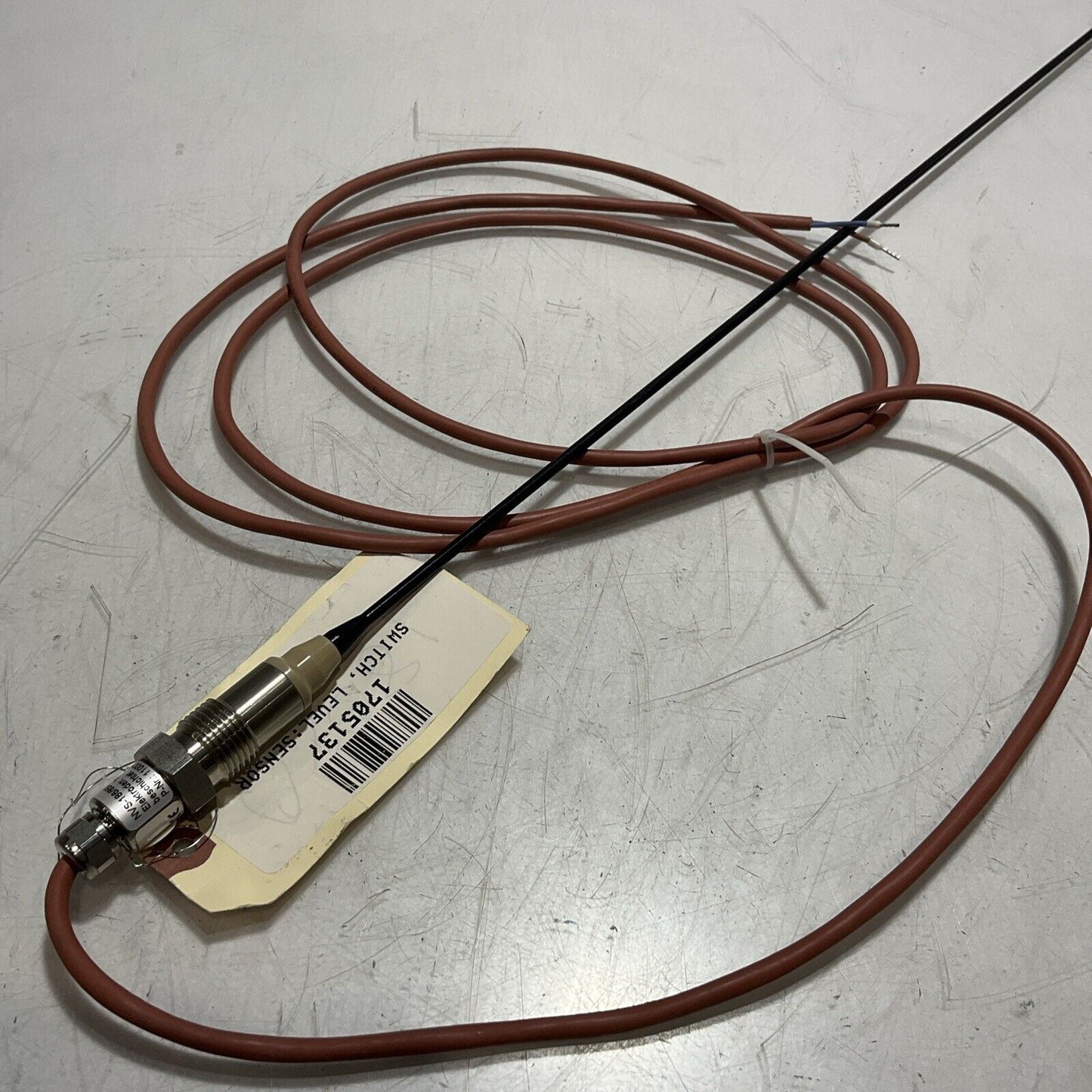 NEGELE NVS-186/850 110001572836 SWITCHED LEVEL SENSOR C2H