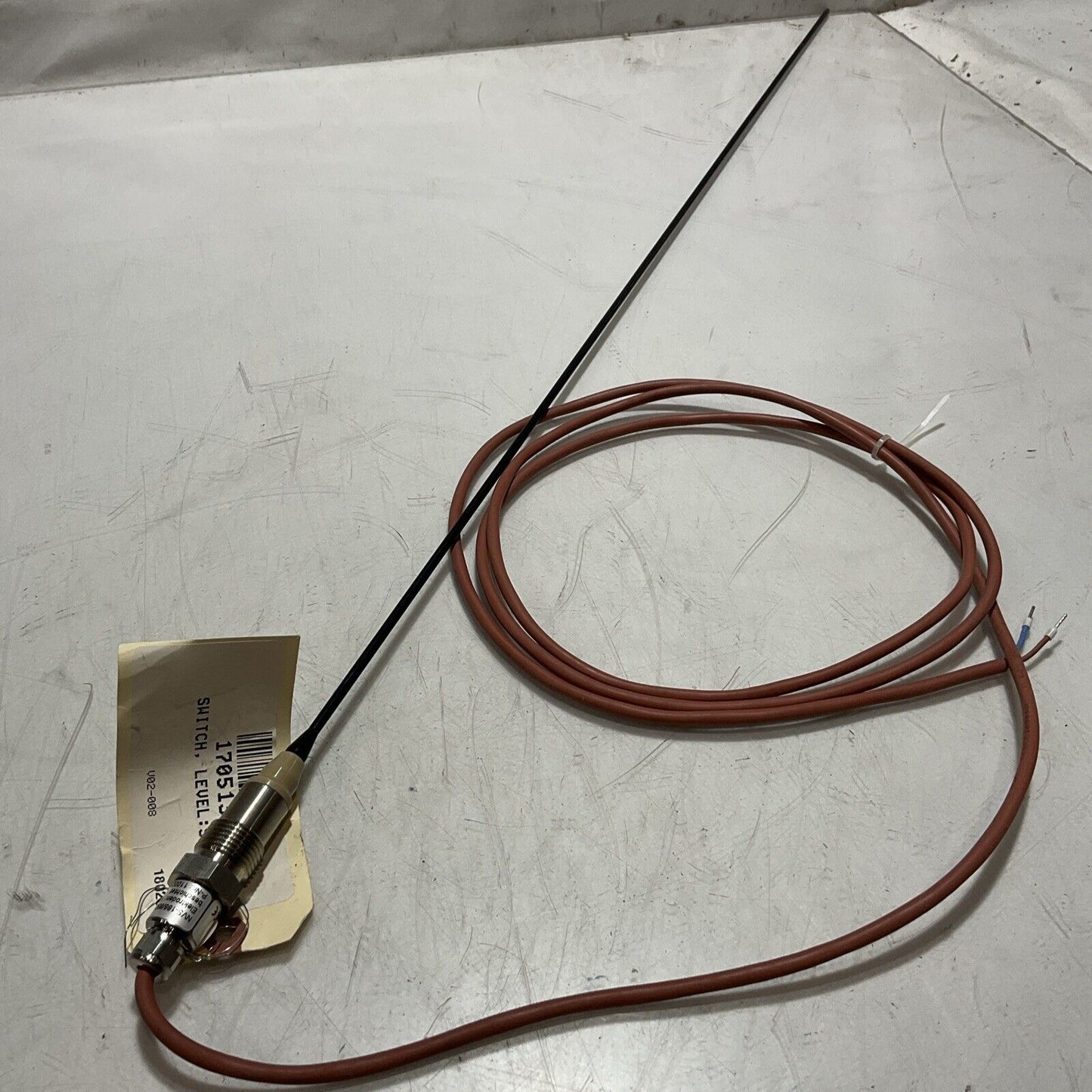 NEGELE NVS-186/850 110001572836 SWITCHED LEVEL SENSOR C2H