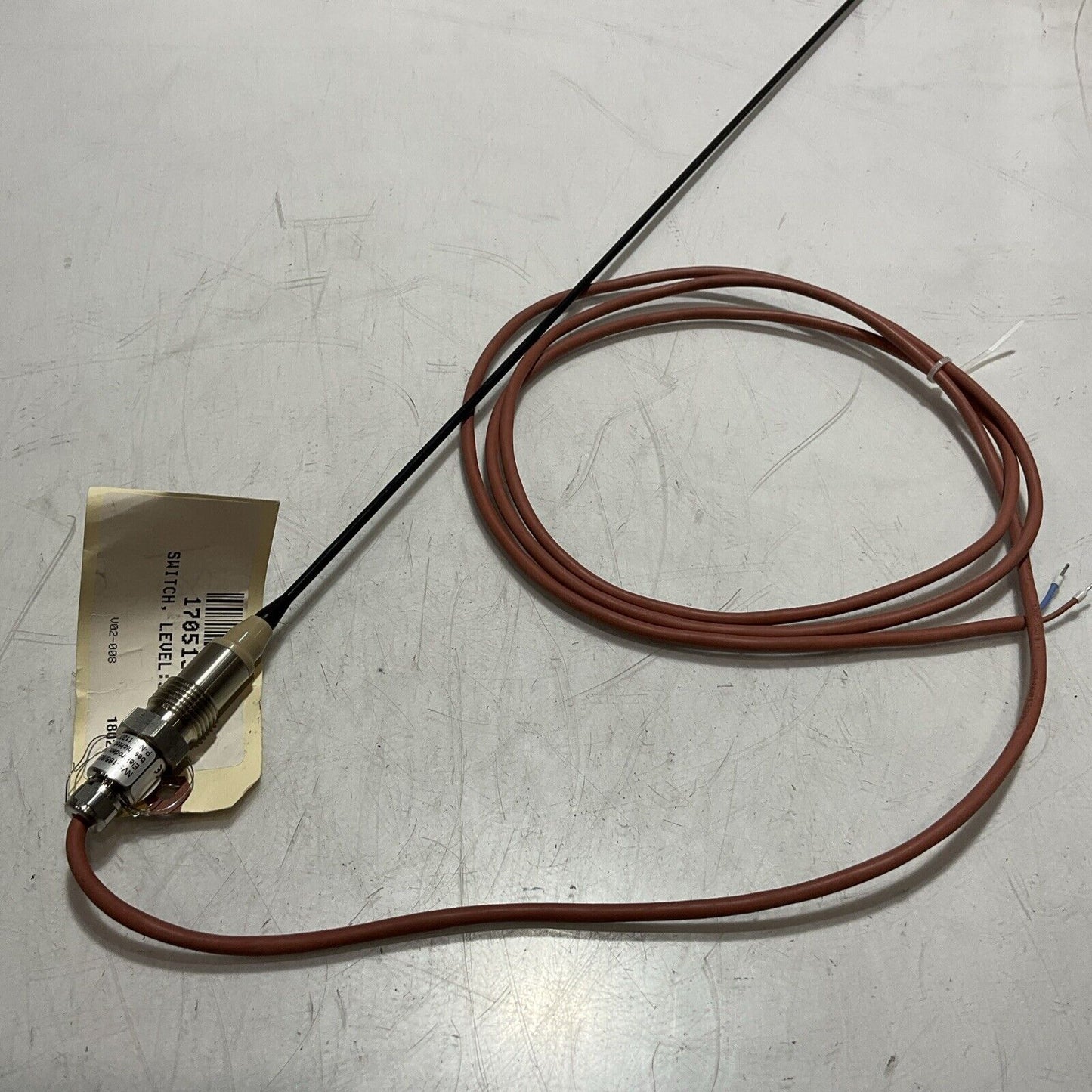 NEGELE NVS-186/850 110001572836 SWITCHED LEVEL SENSOR C2H