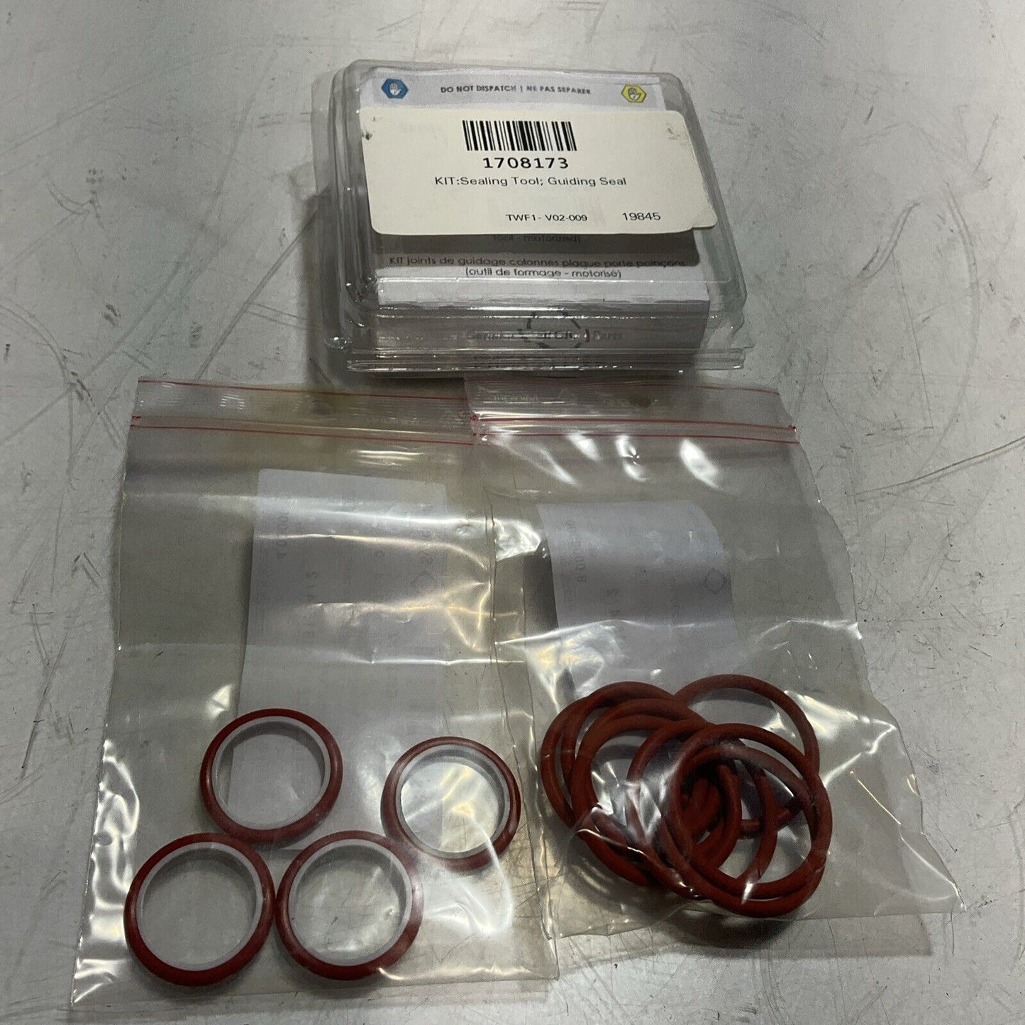 SYNERLINK KIT00374-AF KIT OF GUIDING SEALS PUNCH PLATE COLUMNS LOT OF 2 C2H