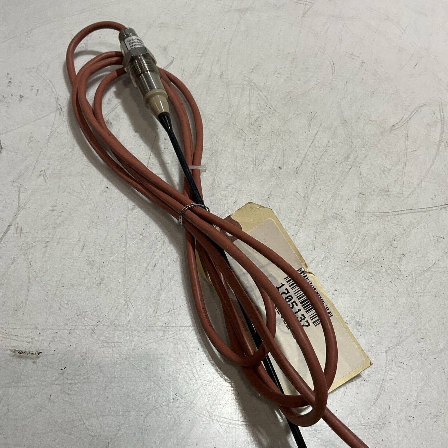 NEGELE NVS-186/850 110001559315 SWITCHED LEVEL SENSOR C2H