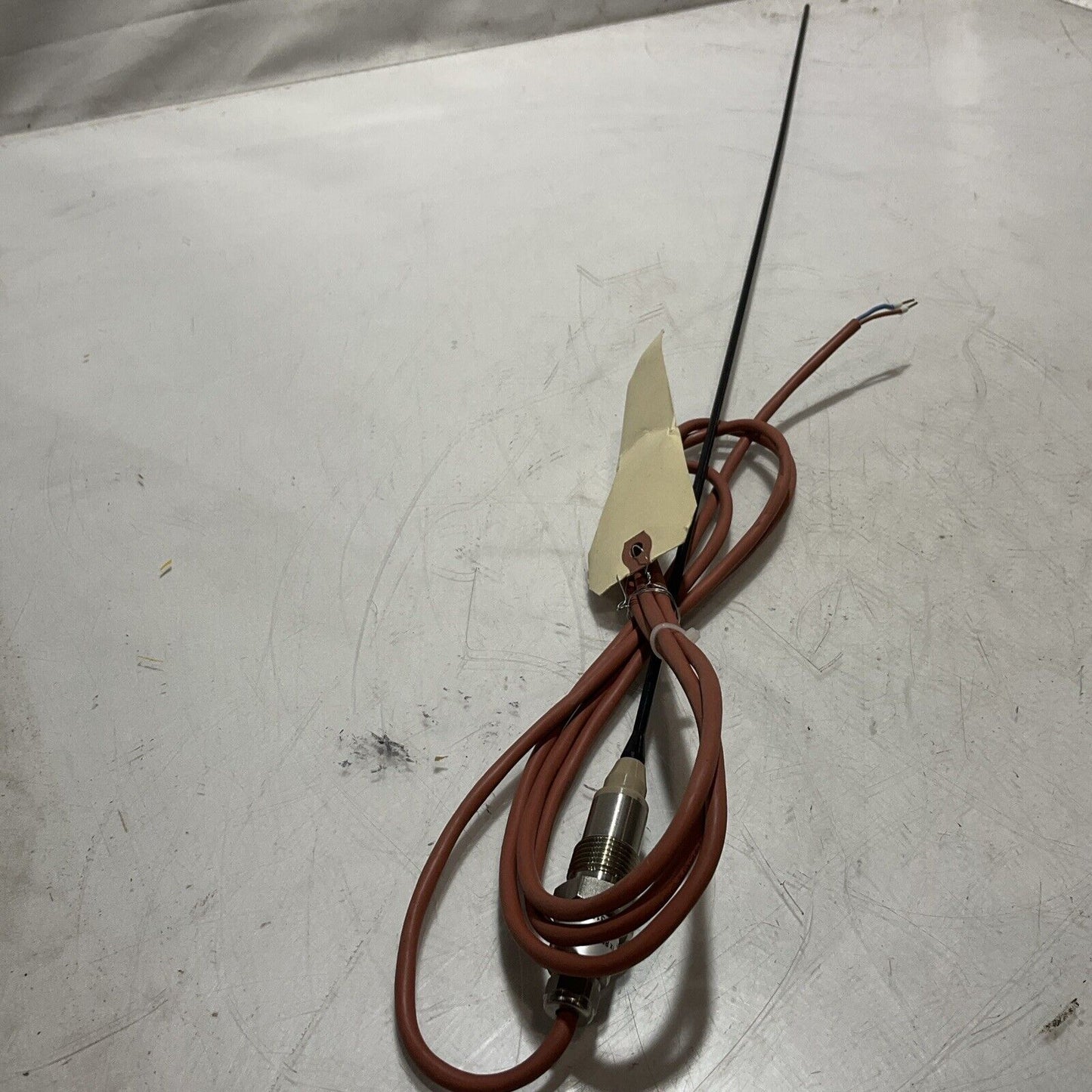NEGELE NVS-186/850 110001559315 SWITCHED LEVEL SENSOR C2H