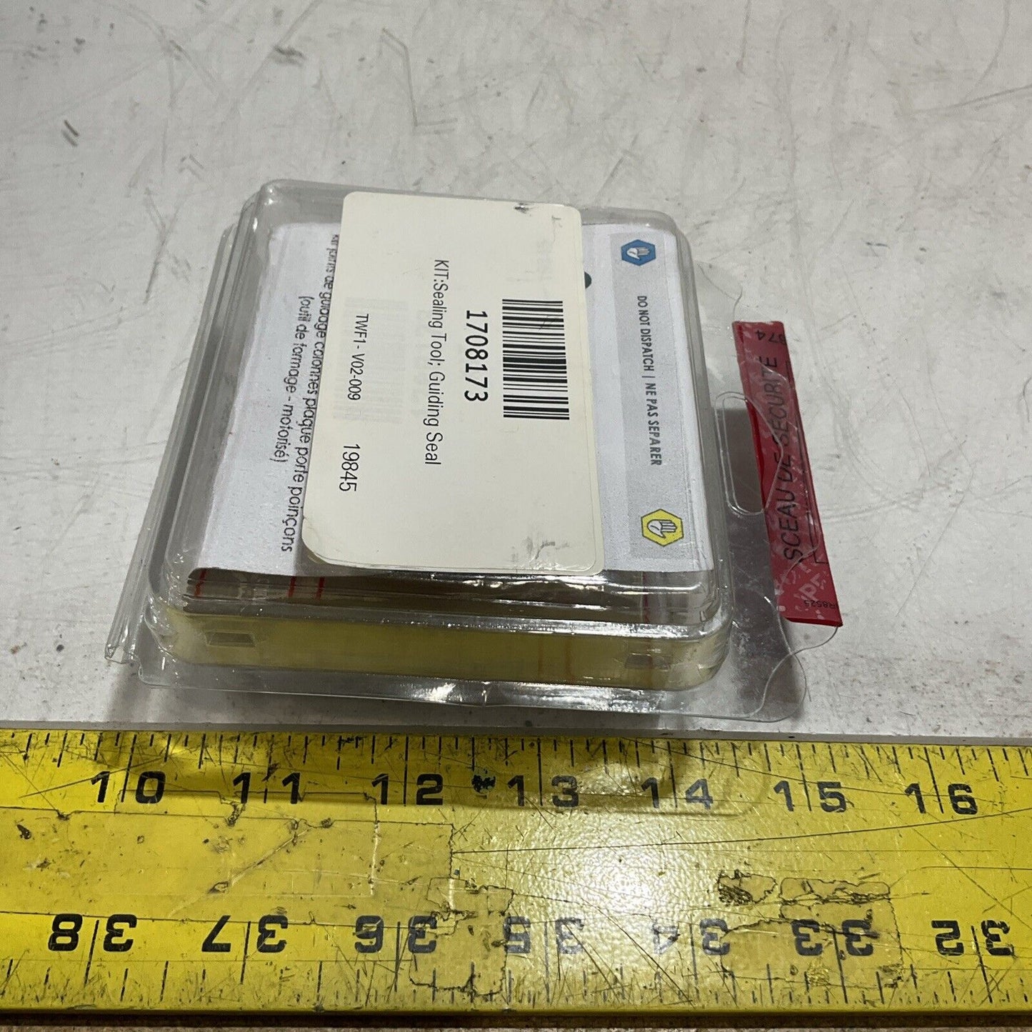 SYNERLINK KIT00374-AF KIT OF GUIDING SEALS PUNCH PLATE COLUMNS LOT OF 2 C2H