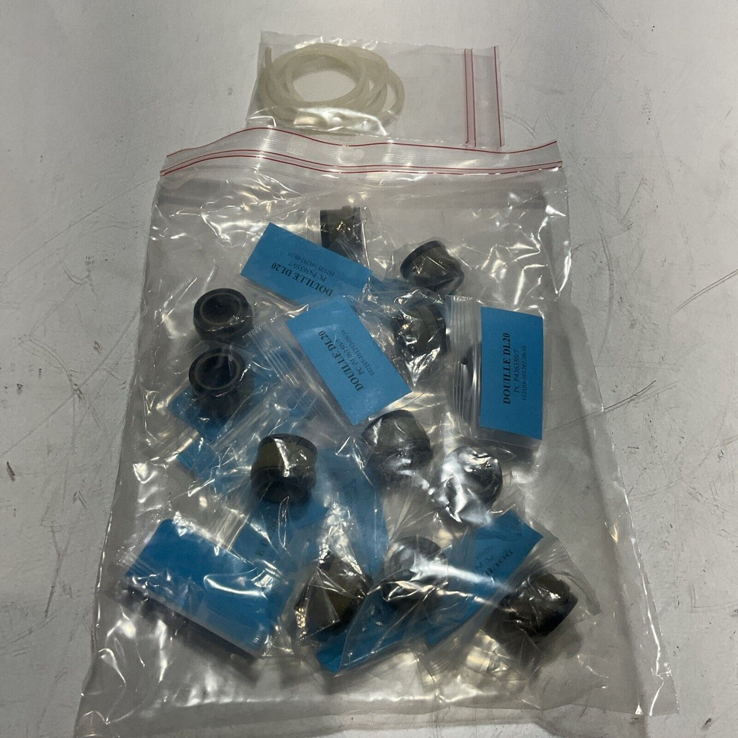 SYNERLINK KIT01011-AD KIT OF TIGHTNESS FOR STERILE PSJD-12PISTONS LOT OF 4 C2H