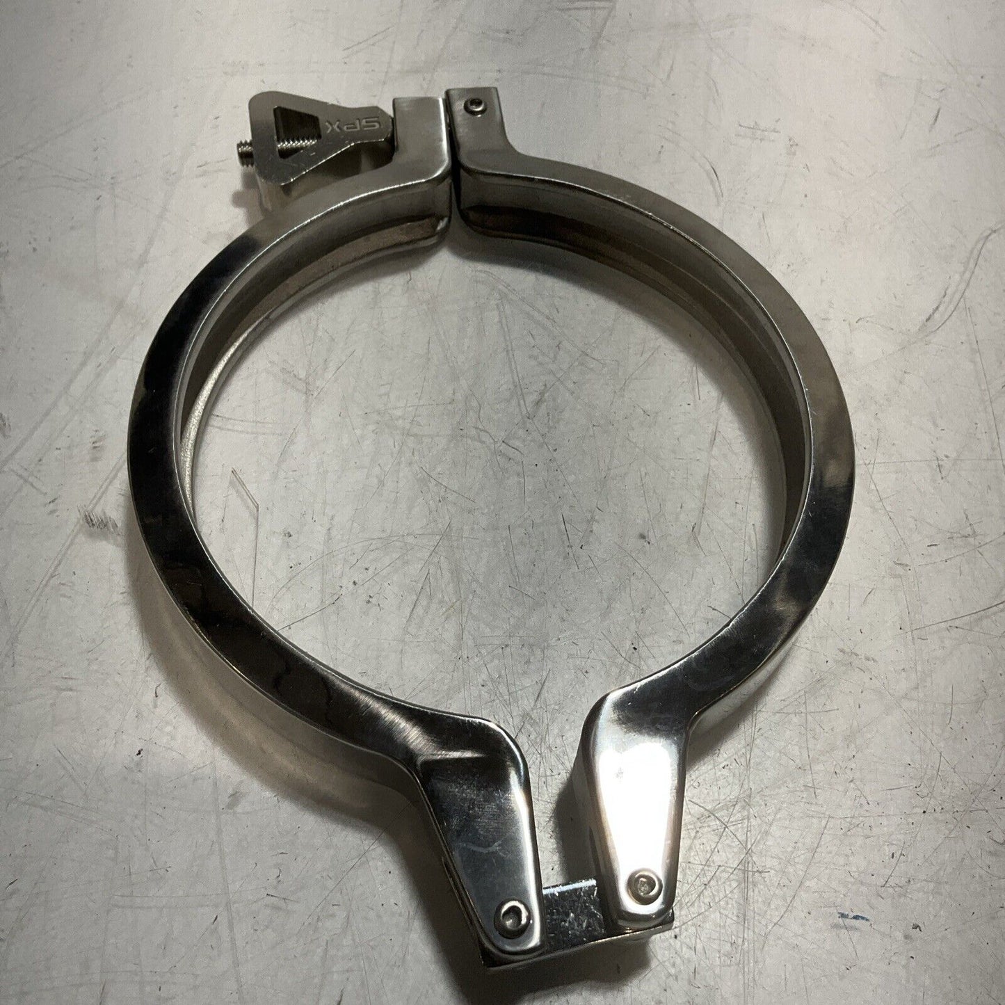 SPX 26786 CLAMP 119-71 13MHHM-7 6.0" 304SS LOT OF 2 C2H