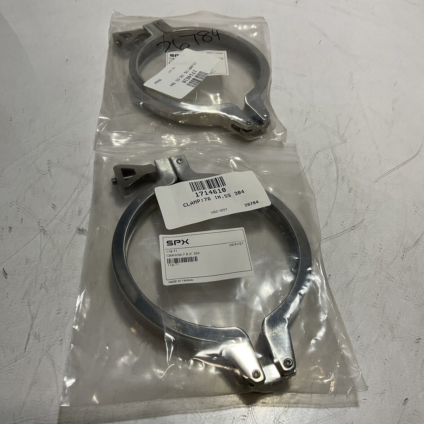 SPX 26786 CLAMP 119-71 13MHHM-7 6.0" 304SS LOT OF 2 C2H