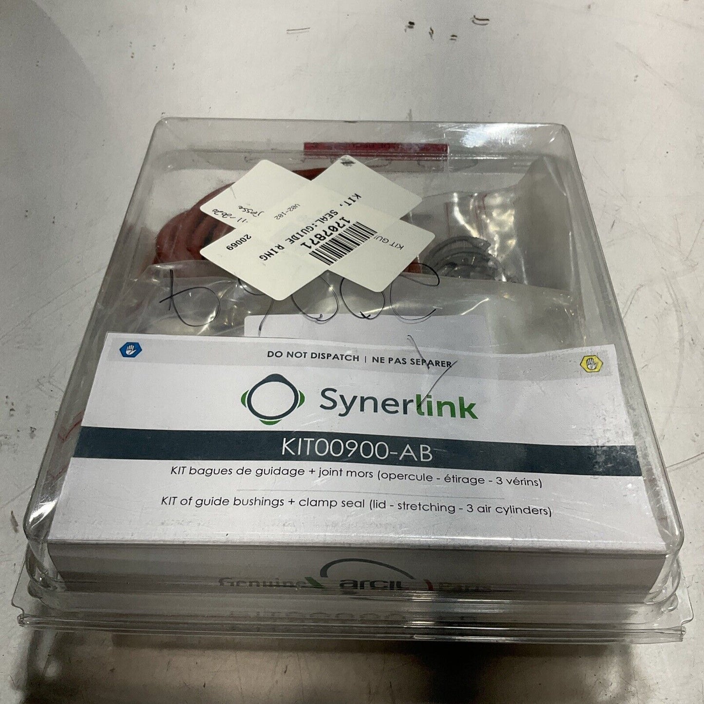 SYNERLINK KIT00900-AB KIT OF GUIDE BUSHINGS + CLAMP SEAL 3AIR CYLINDER C2H