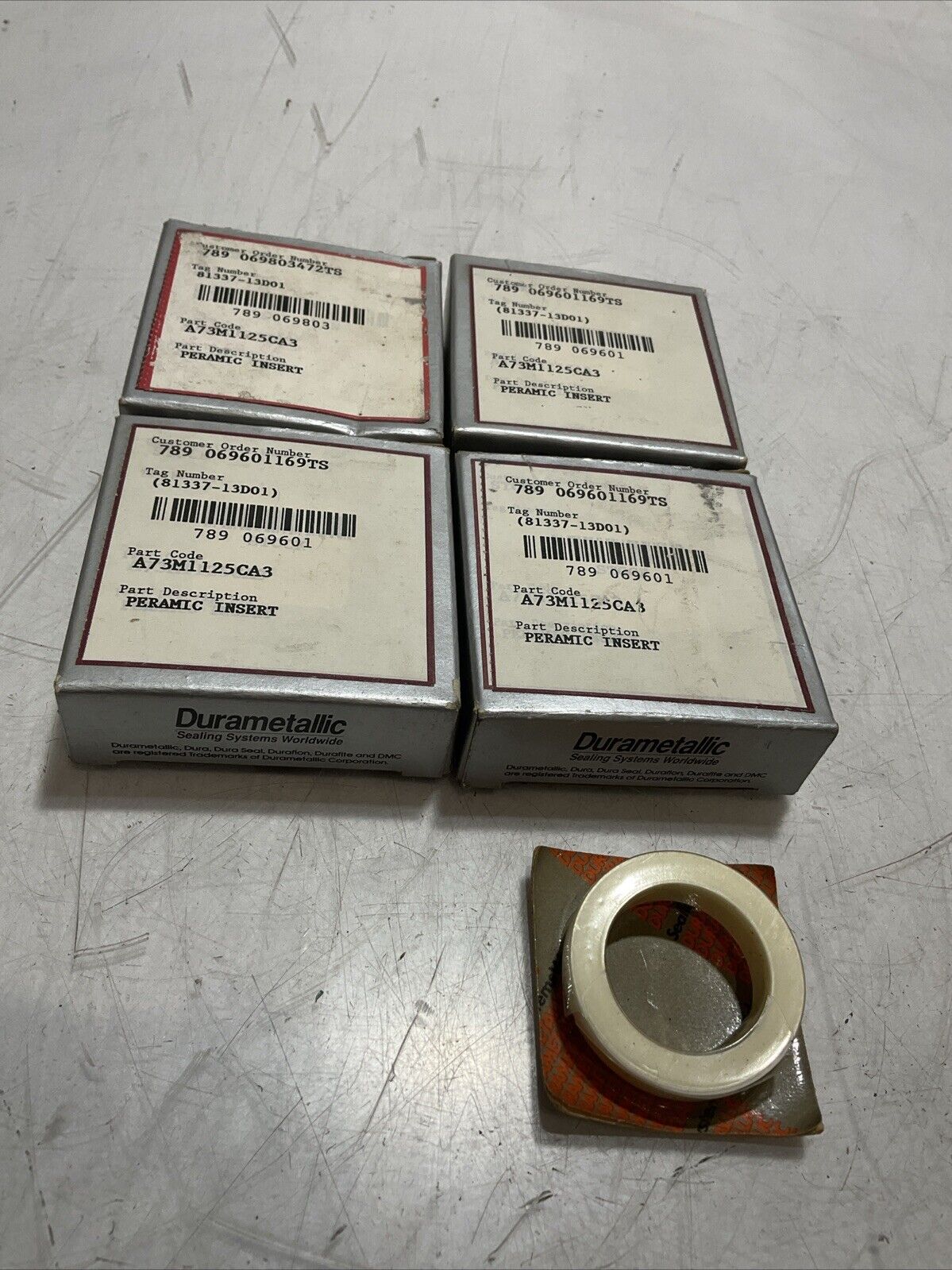 DURAMETALLIC A73M1125CA3 PERAMIC INSERT LOT OF 4 U3S
