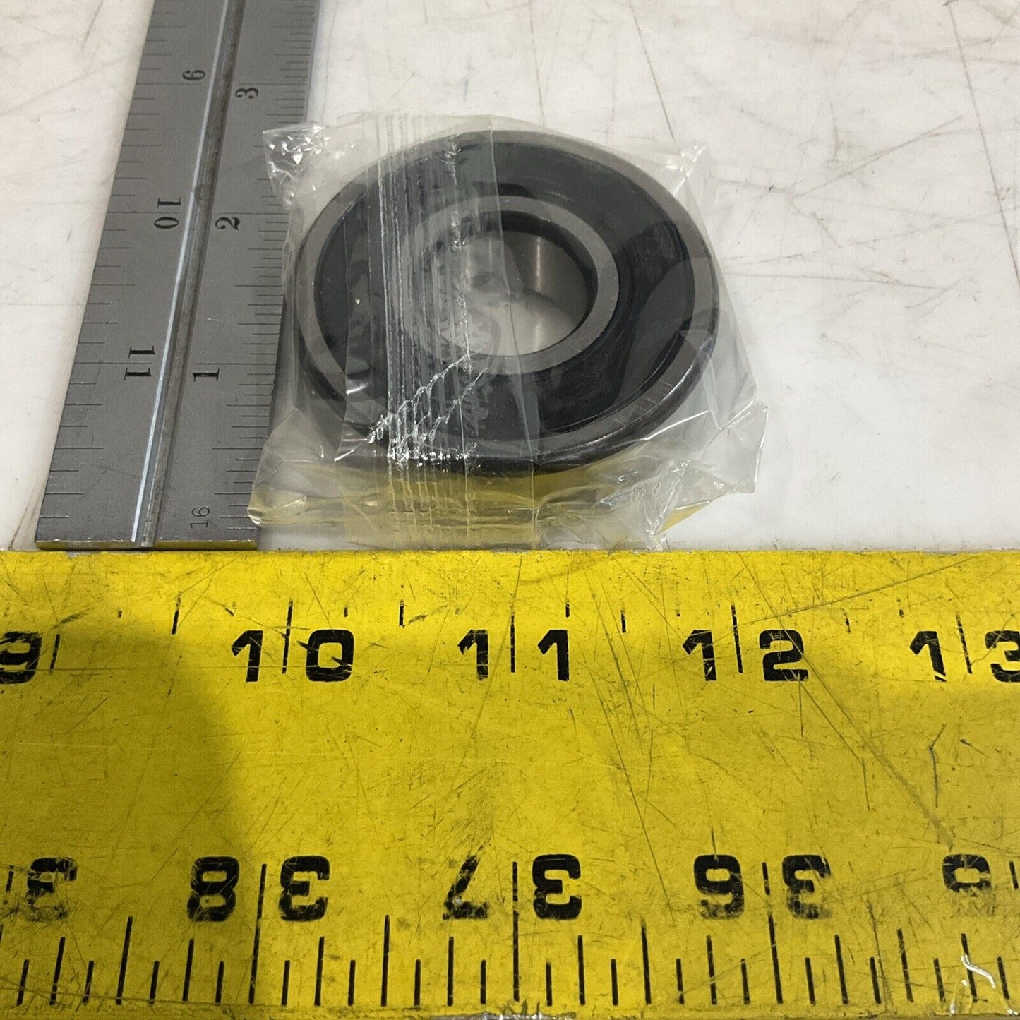 SKF 6304-2RSJEM DEEP GROOVE BALL BEARINGS LOT OF 2 U3S