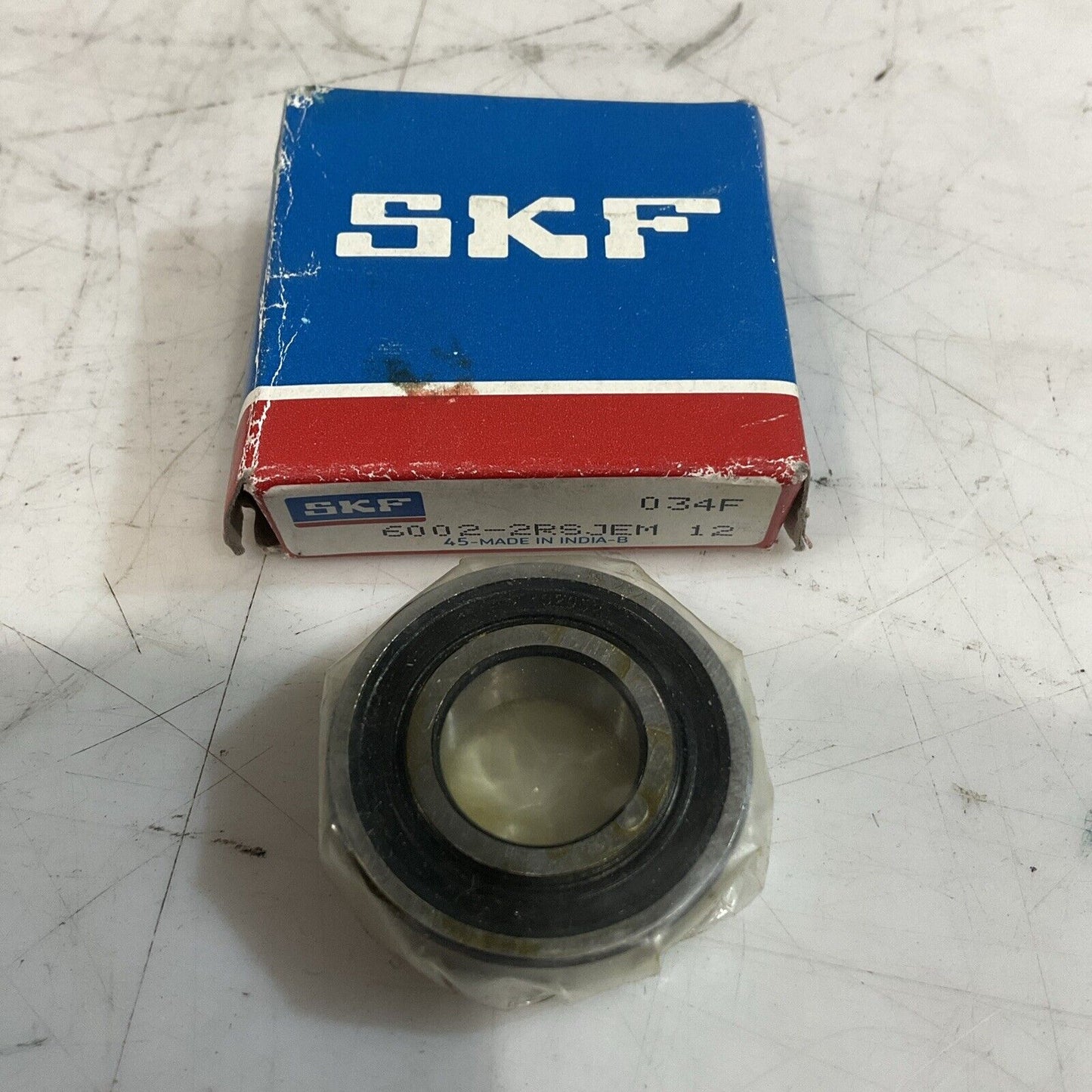 SKF 6002-2RSJEM DEEP GROOVE BALL BEARINGS LOT OF 3 U3S