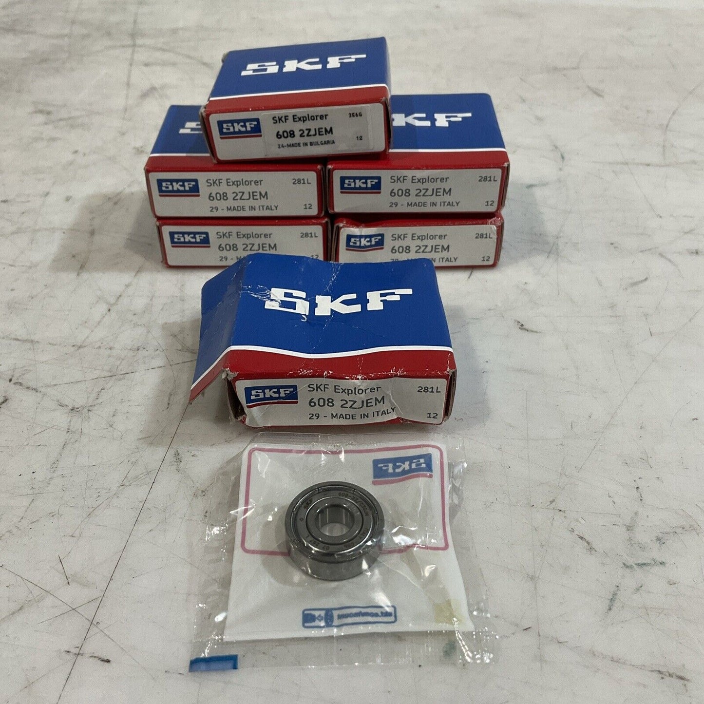 SKF 6082ZJEM DEEP GROOVE BALL BEARINGS LOT OF 6 U3S