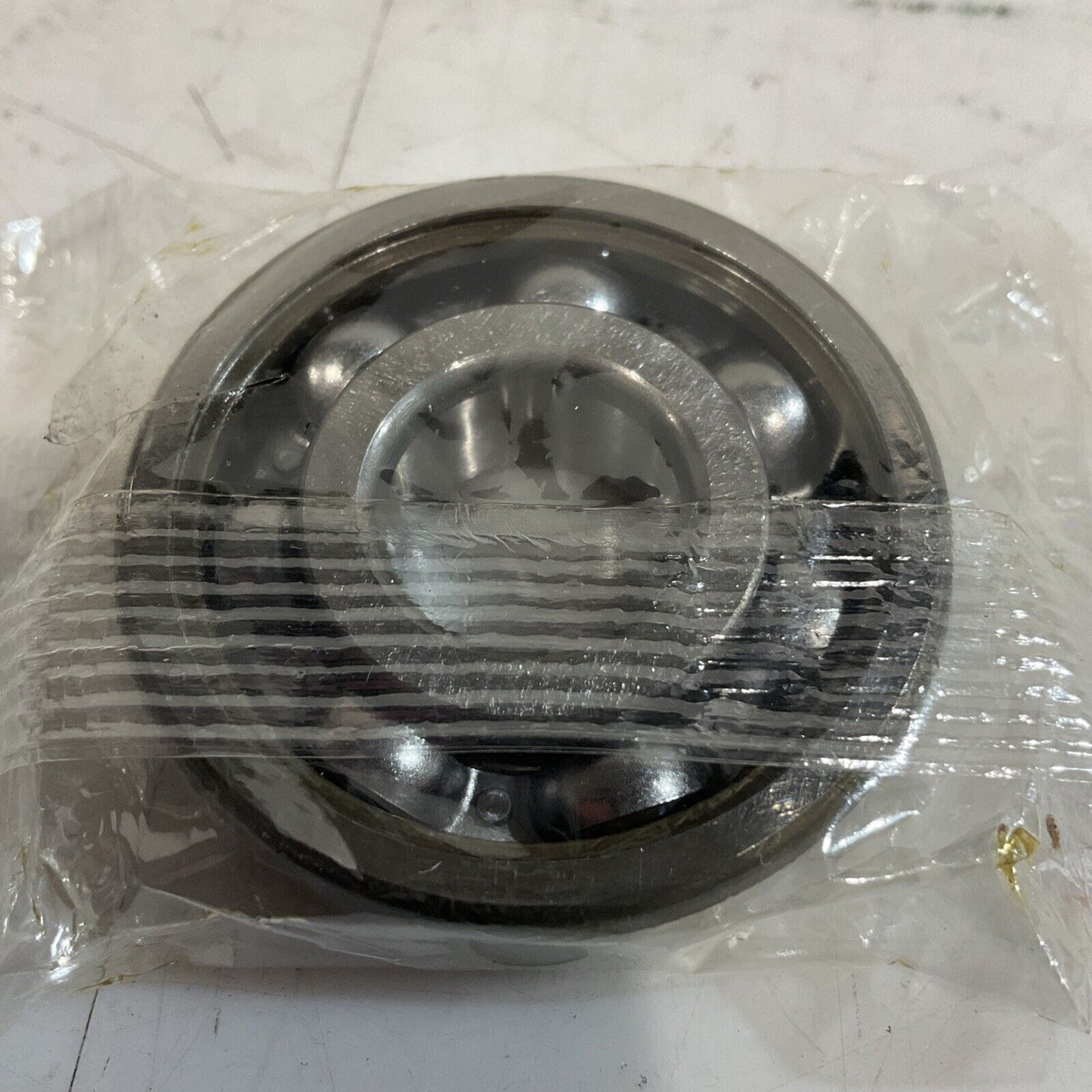 SKF 6303ZJEM SINGLE ROW BALL BEARINGS LOT OF 3 U3S