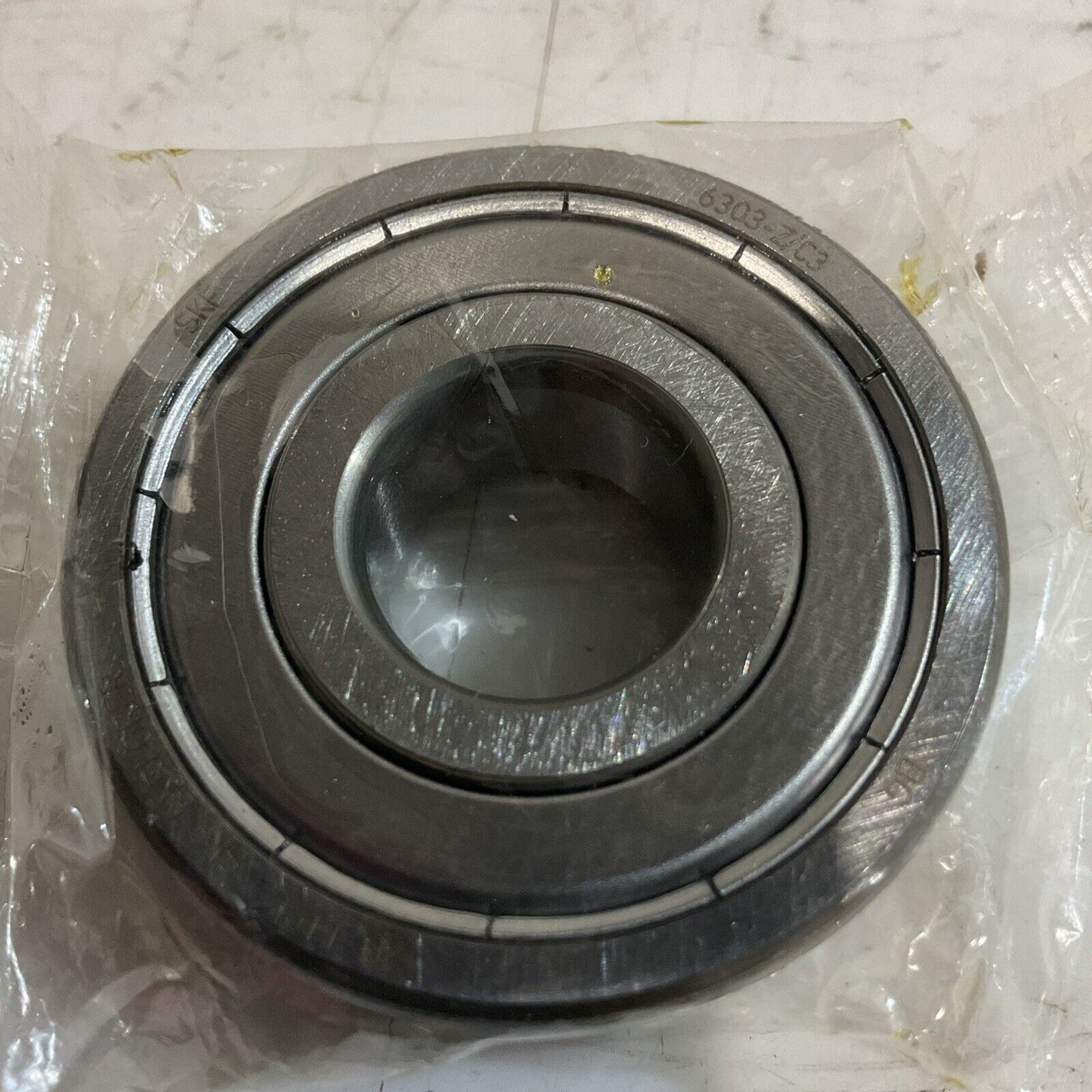 SKF 6303ZJEM SINGLE ROW BALL BEARINGS LOT OF 3 U3S