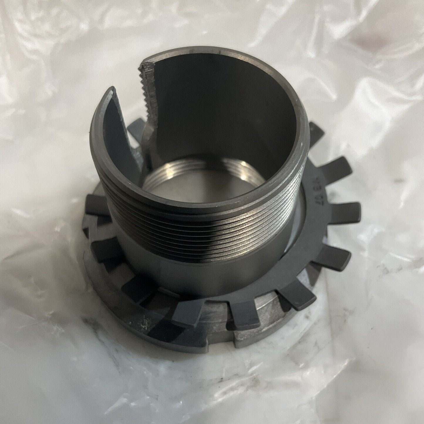 SKF H207 DEEP GROOVE BEARING LOT OF 2 U3S